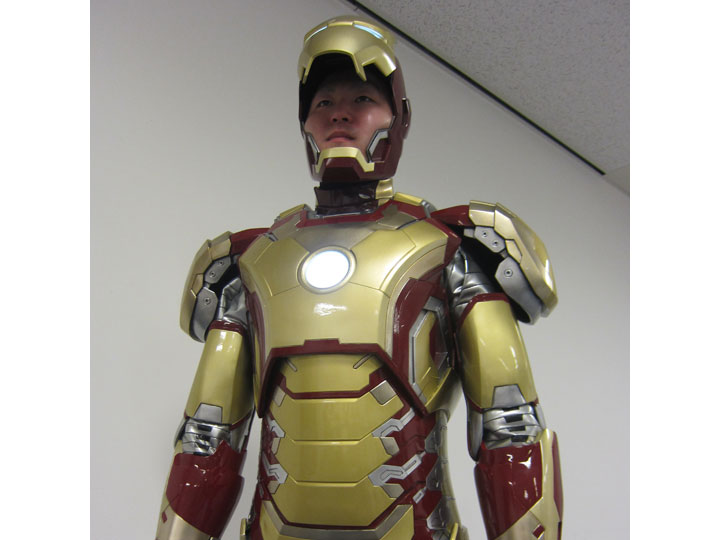 【超貴重】公開間近の『アイアンマン3』スーツの試着レポート【着てみた】 film130423_ironman_4423-1