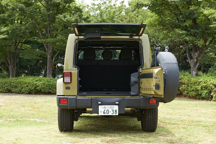 【やってみた】Jeep® Wranglerはどこまで“使える車”なのか？ feature130722_jeep_0131