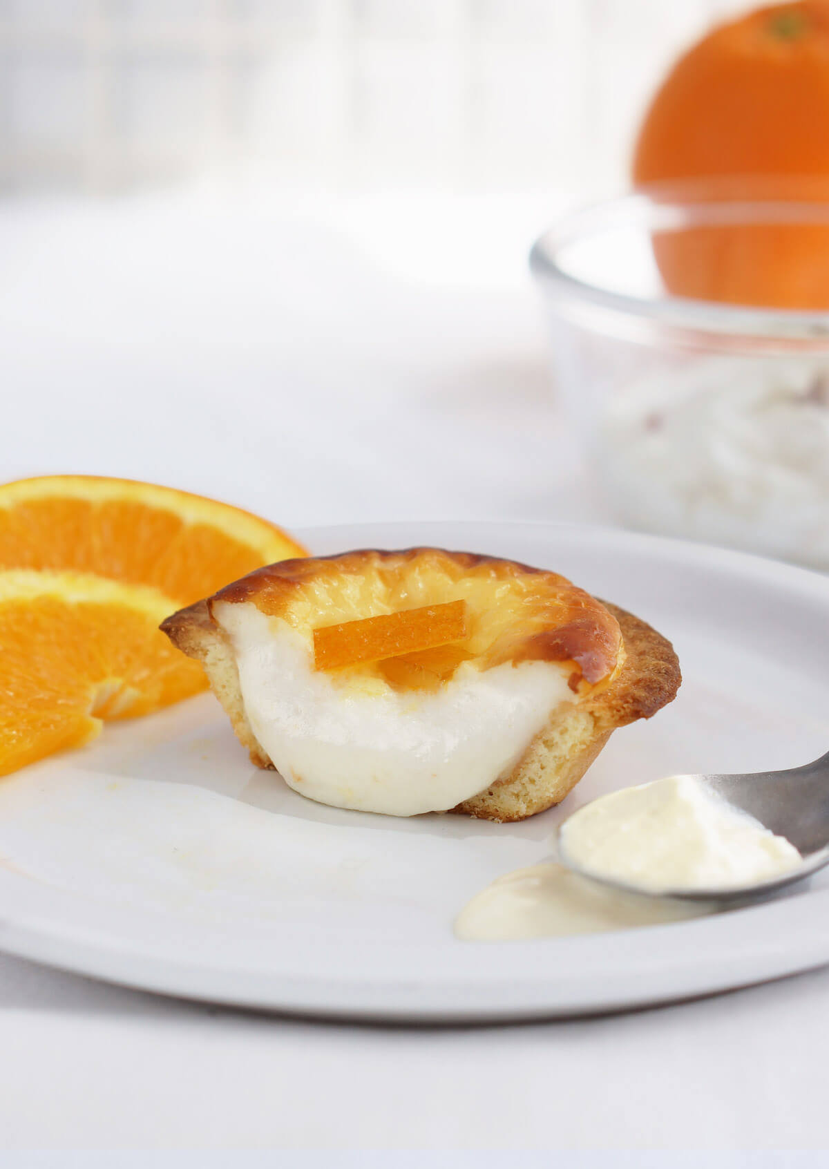 「BAKE CHEESE TART」、ギリシャヨーグルトとオレンジピールを使用した「オレンジヨーグルトチーズタルト」6月1日から期間限定販売！ gourmet190522bakecheesetart_info