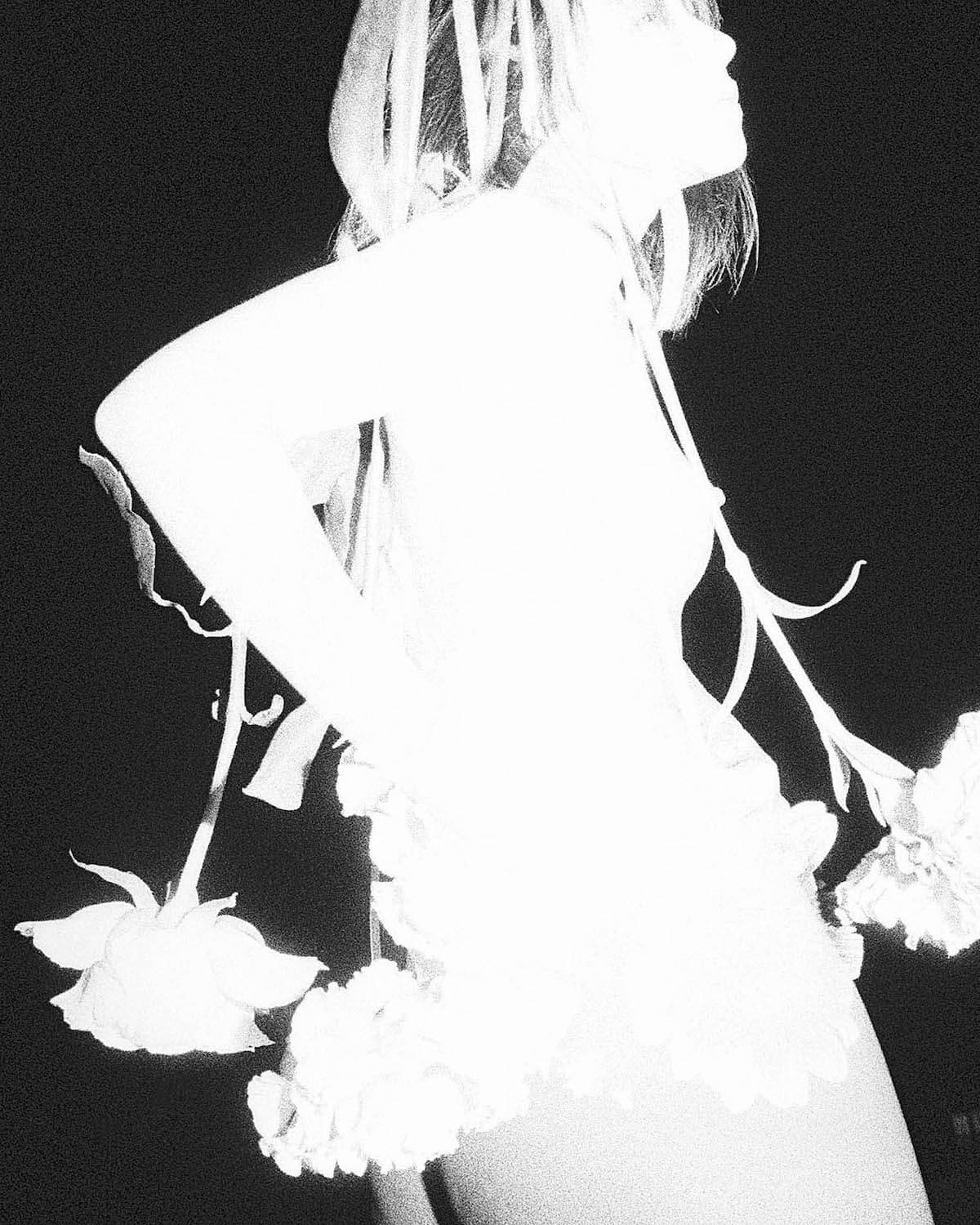 写真家 Hideya IshimaとアーティストのKenya Yoshinariによる作品展「Ether」が開催｜age（gato）が会場内音楽を制作 music190826_ether_hideyaishima2