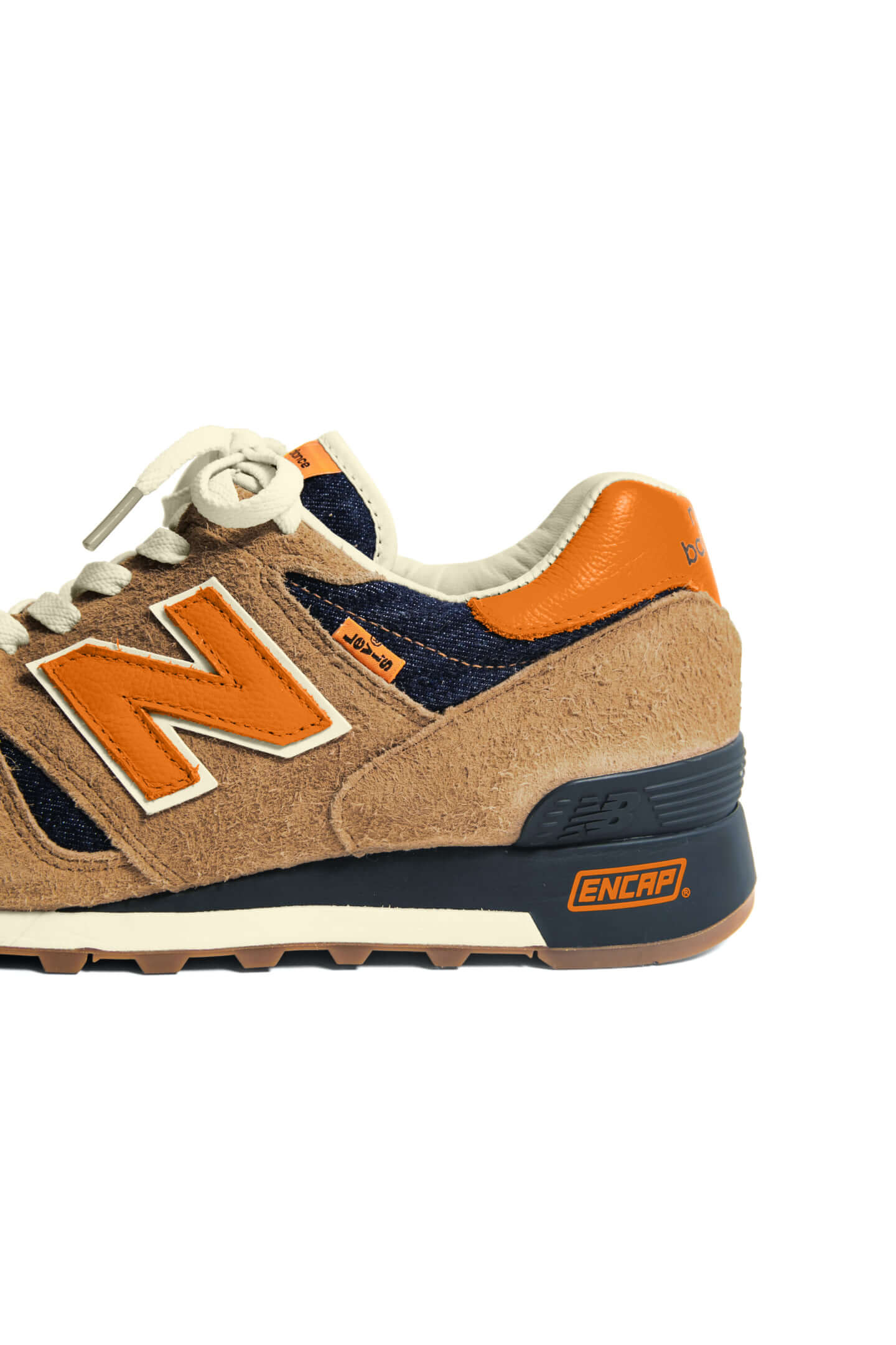 Levi’s × New Balance M1300CL