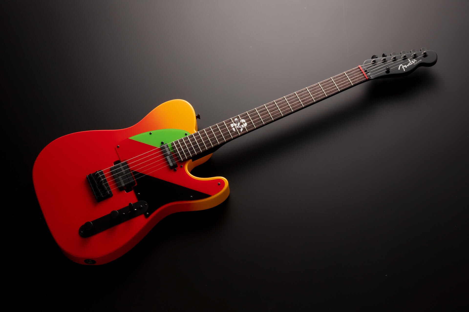 『シン・エヴァンゲリオン劇場版』アスカがエレキギターに！フェンダー特製TELECASTER（R）が年内数量限定生産で登場 ac200427_eva_telecaster_01