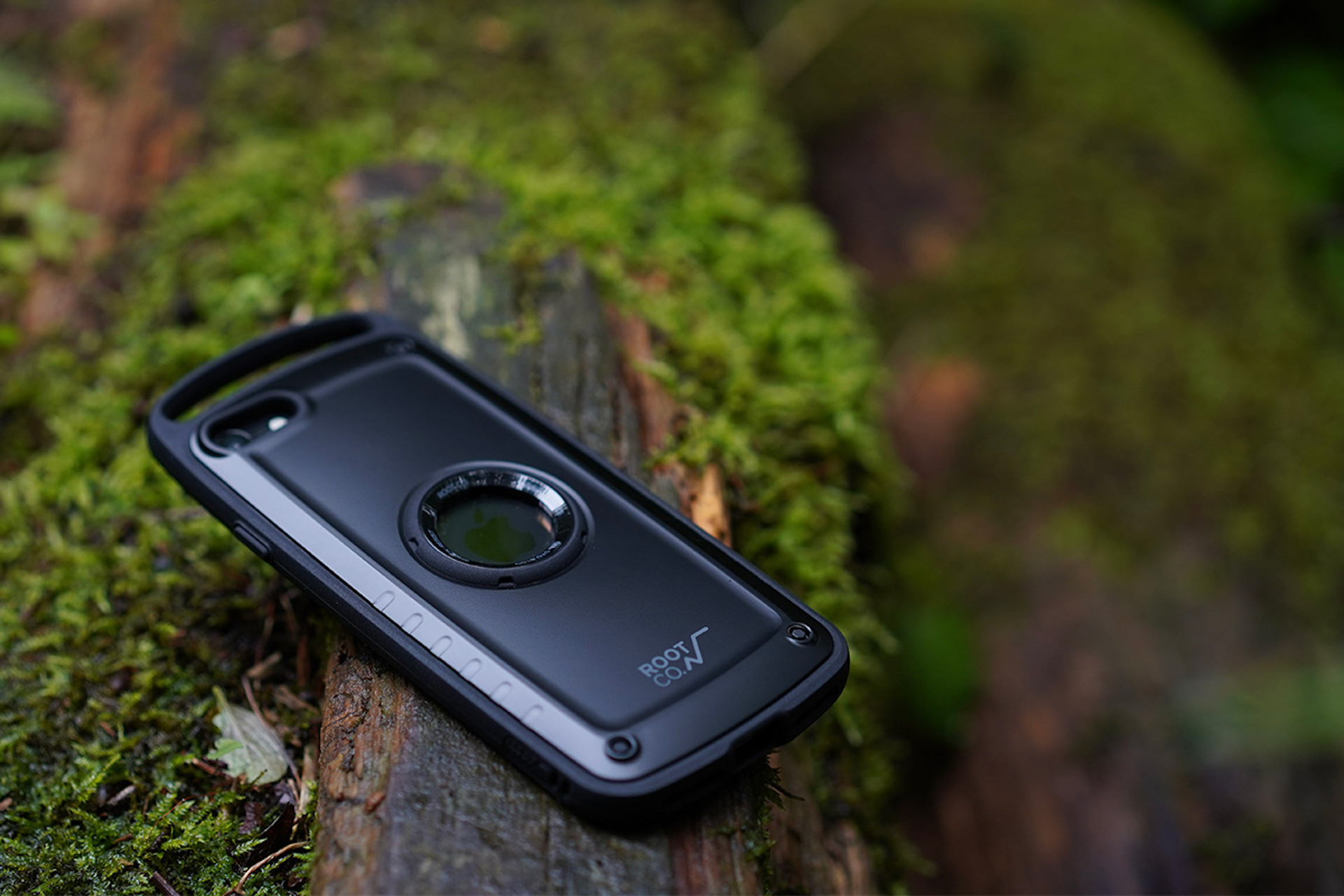 アウトドアでも活躍必至な新型iphone Se用ケース Gravity Shock Resist Case Pro が登場 Qetic