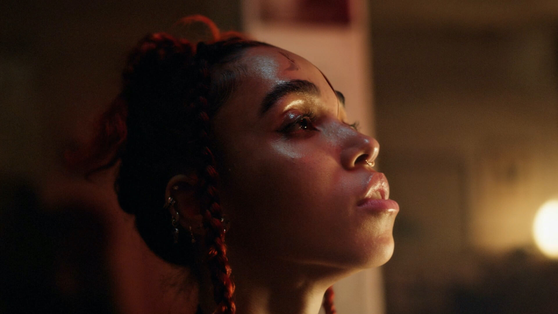 FKA twigsの最新作『MAGDALENE』より“sad day”の短編映画作品が公開！グラミーも受賞したヒロ・ムライ監督と初コラボ music200828_fka-twigs_2