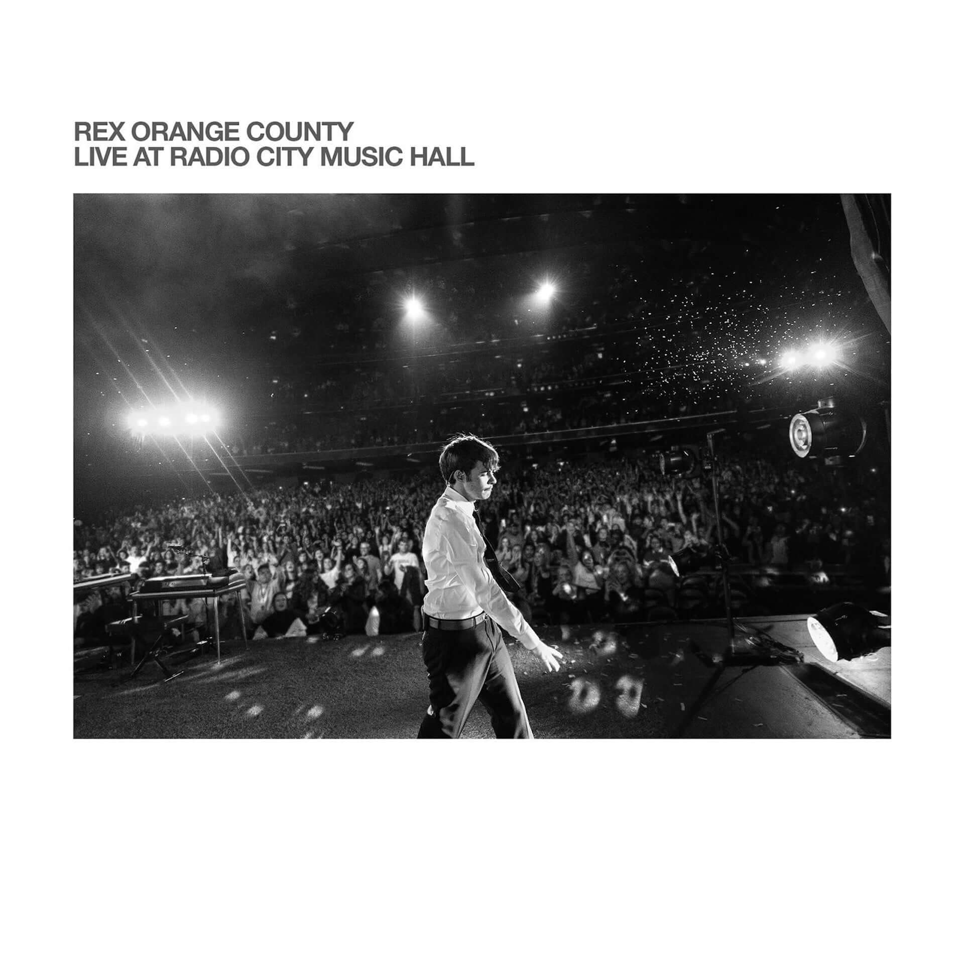 Rex Orange CountyがBilly Joelのカバー曲も収めたライブEPをリリース！ツアードキュメンタリー映像も公開 music201001_rex-orange-county_2-1920x1920