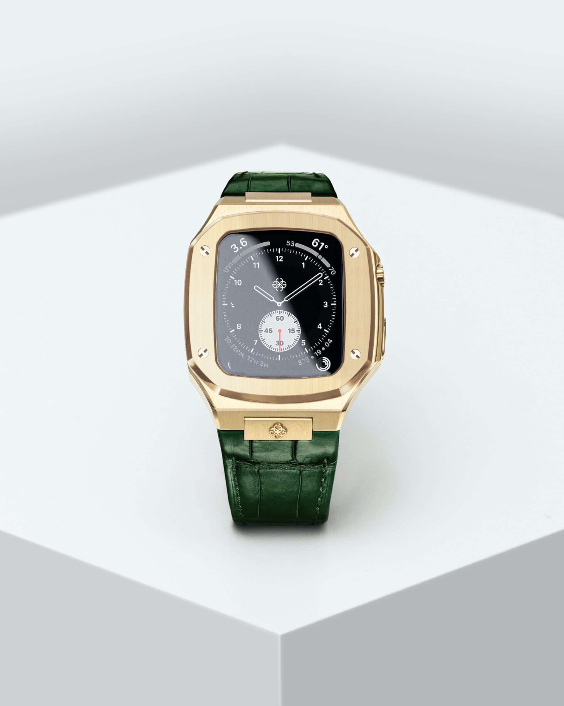 「GOLDEN CONCEPT」の高級Apple Watchケースにレザーストラップモデルが登場！世界999個限定で予約受付スタート tech201116_golden-concept_1-1920x2400