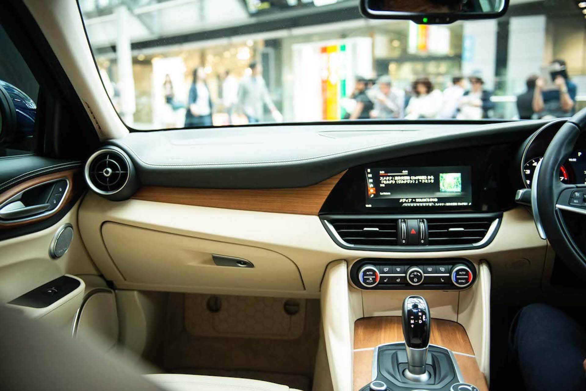 アルファ ロメオなど高級車にも採用。ハーマンカードンのオーディオの歴史と魅力 tech201118_mondoalfa_harmankardon_8 アルファ ロメオなど高級車にも採用。ハーマンカードンのオーディオの歴史と魅力 tech201118_mondoalfa_harmankardon_8