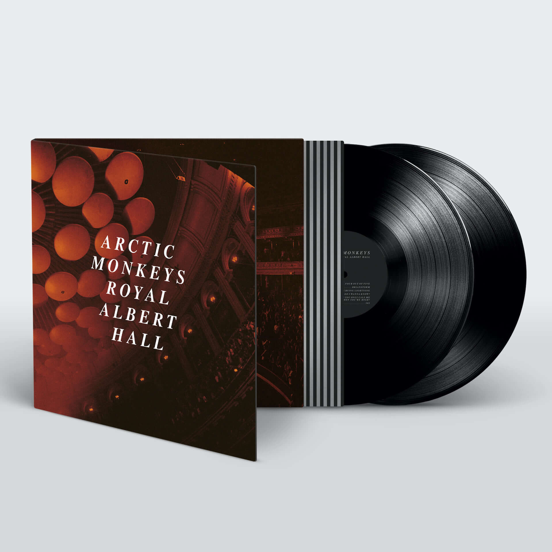 Arctic Monkeysの最新ライブアルバム『Live At The Royal Albert Hall』より“Arabella”のライブ映像が公開！舞台裏の様子も収録 music201203_arctic-monkeys_2-1920x1920