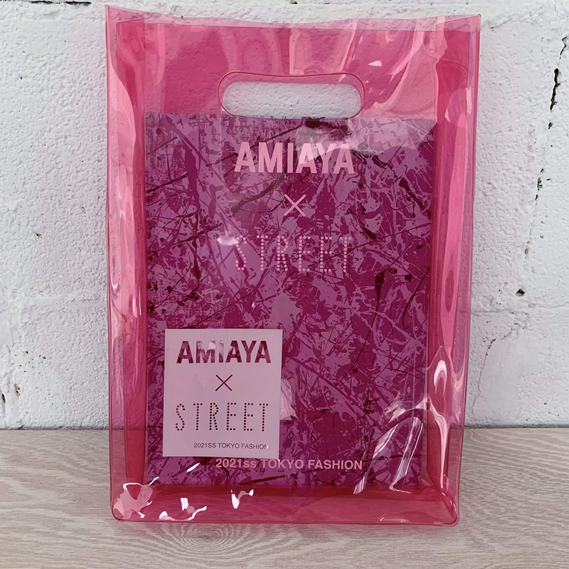 AMIAYAとストリートスナップ誌「STREET」がコラボレーション！写真集『AMIAYA × STREET TOKYO FASHION 2021ss』を発行 fashion210819_amiaya_street_2