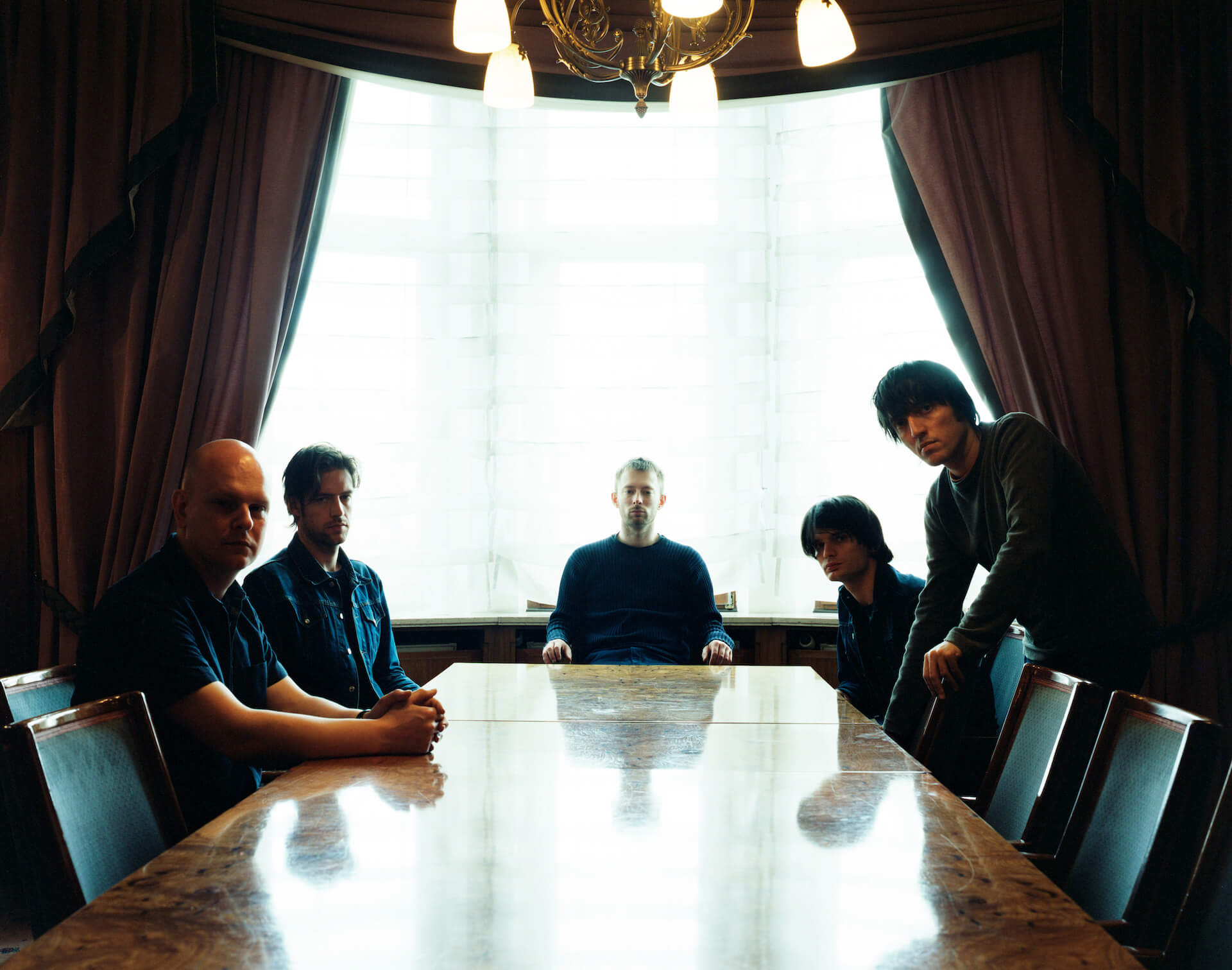 Radiohead『Kid A Mnesia』の日本限定バンドルが追加発売決定！最新オフィシャルTシャツも付属 music210915_radiohead_4