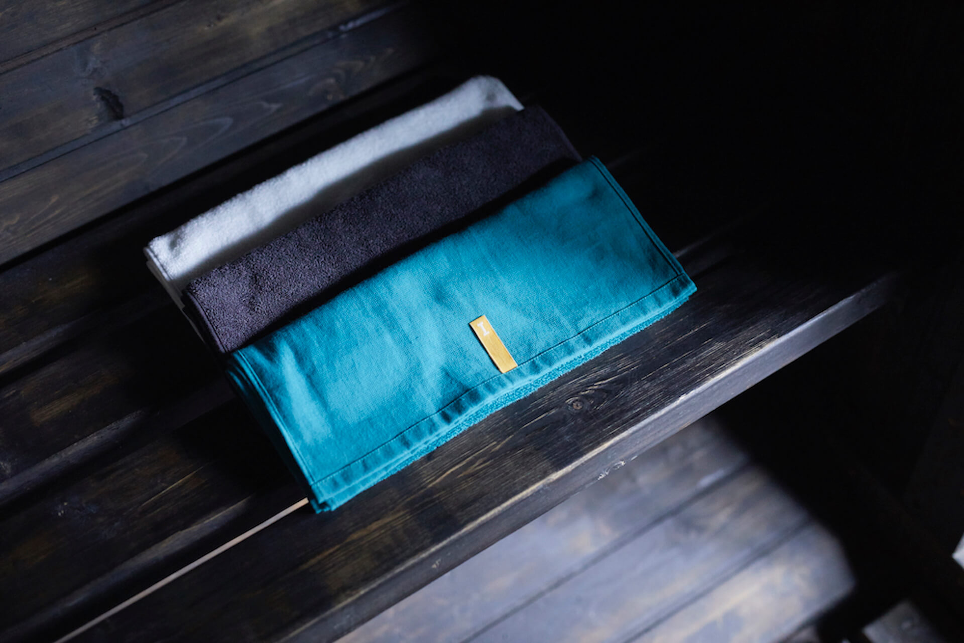 今治タオルを製造するIKEUCHI ORGANICから113.7cmの長い「サウナタオル」が発売！ life211001_saunatowel_2
