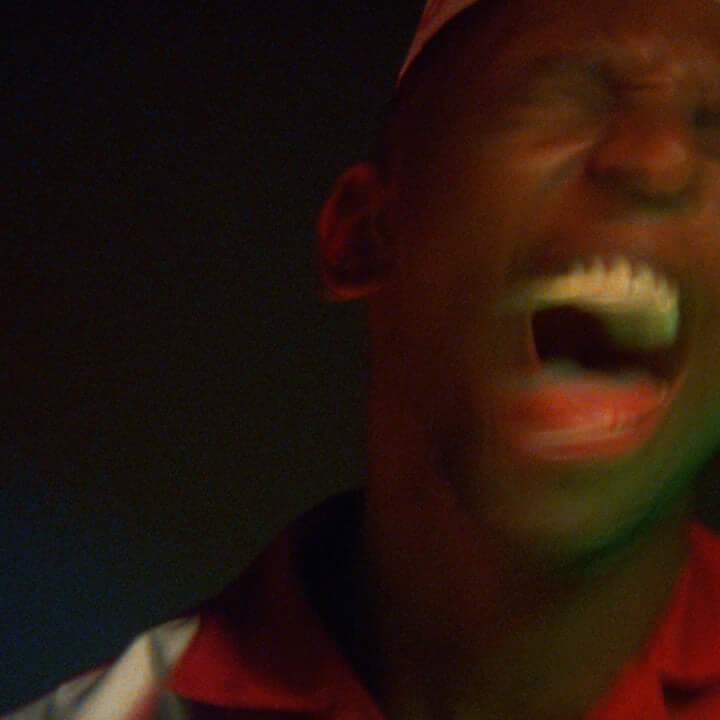 Samm Henshawのニューアルバム『Untidy Soul』より“Chicken Wings”のMVが公開！ Qetic