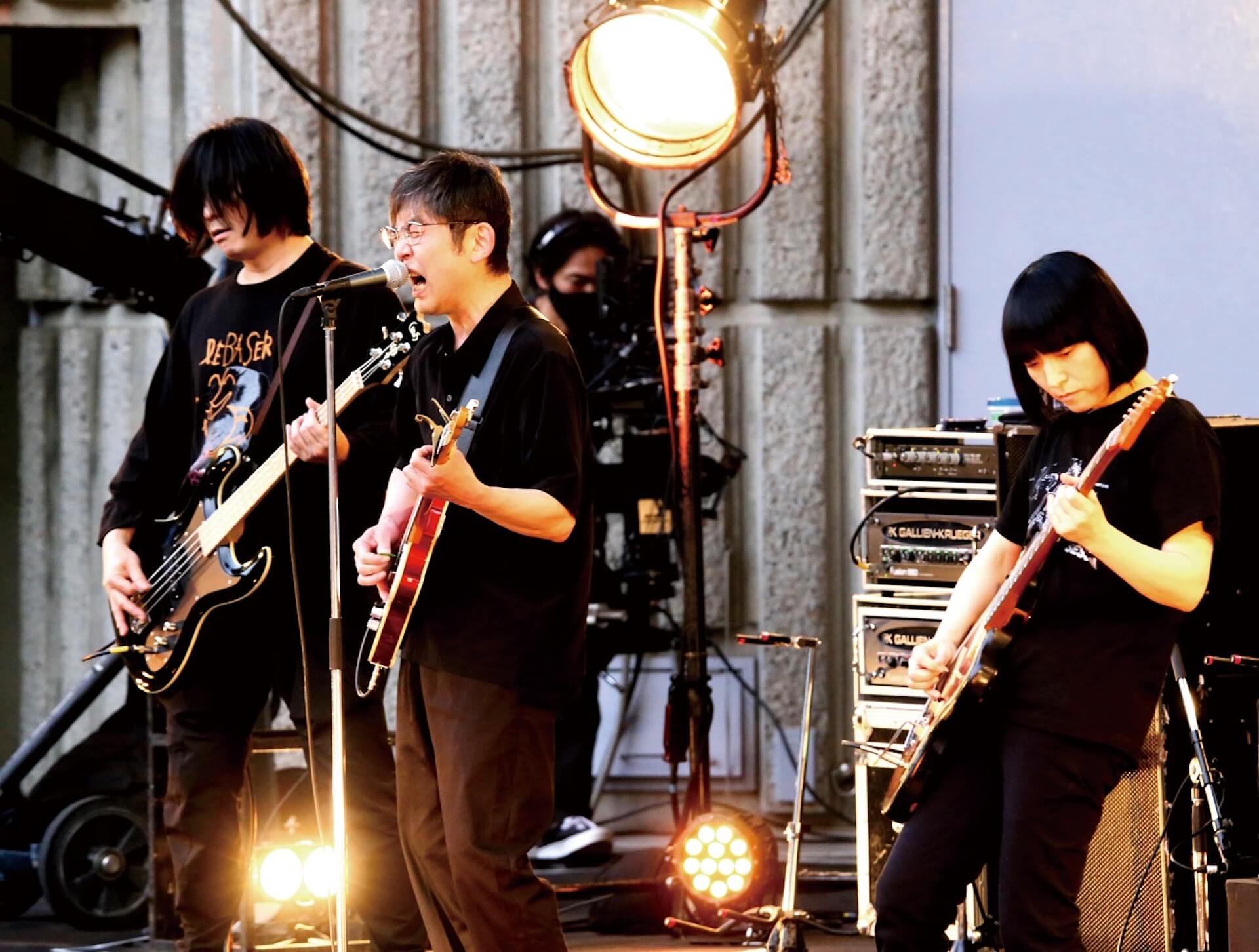 NUMBER GIRLとZAZEN BOYSの伝説ツーマンがDVD、Blu-rayで発売！ライター高橋智樹によるライナーも公開 music211215_ng_zb_4