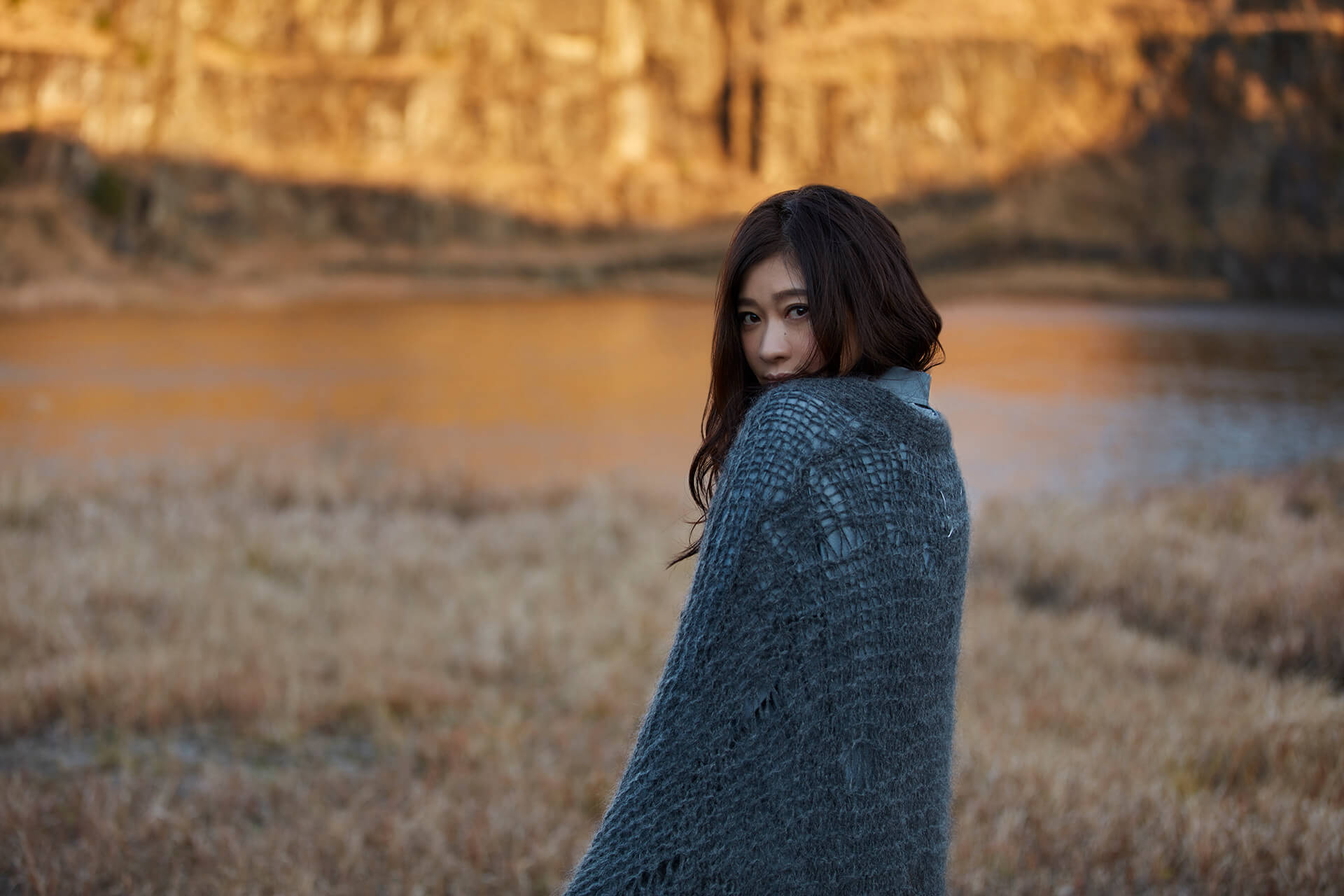 篠原涼子が19年ぶりに歌唱！「sino R fine」名義でNetflix『金魚妻