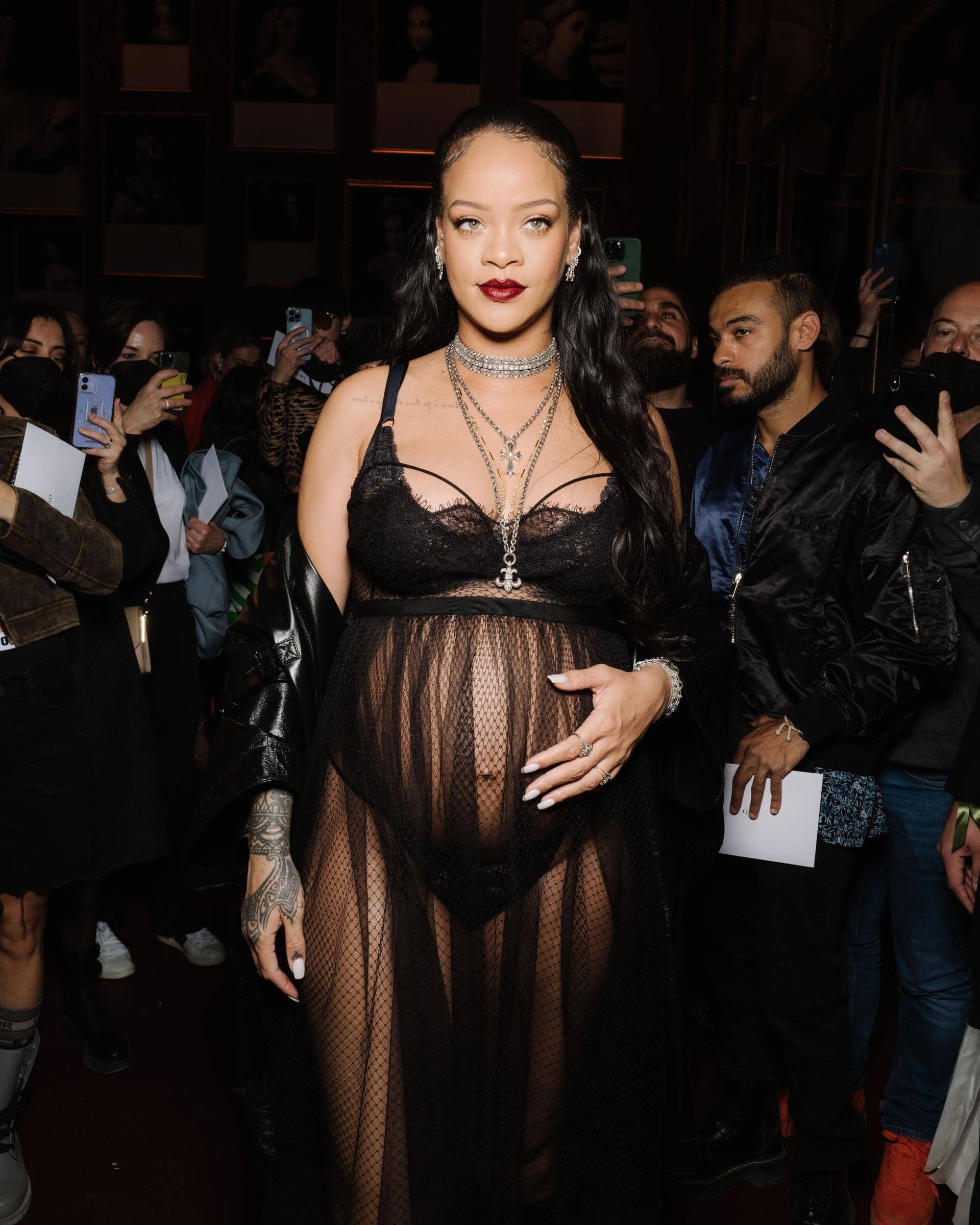 Rihanna、ジス（BLACKPINK）、マヤ・ホークらDior2022-2023AWコレクションに登場 fashion220302_dior-01