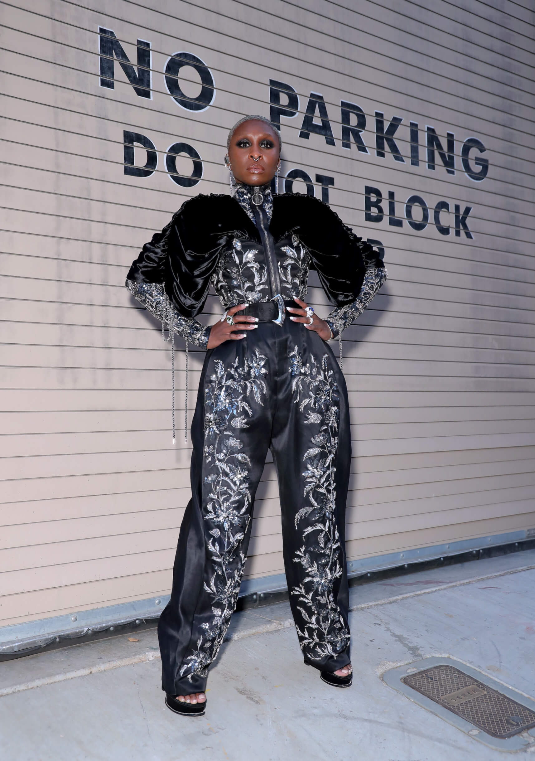 BTS、Cynthia Erivo、「第64回グラミー賞」でLouis Vuittonを纏ったレッドカーペットスタイル披露 fashion220404_louisvuitton-02