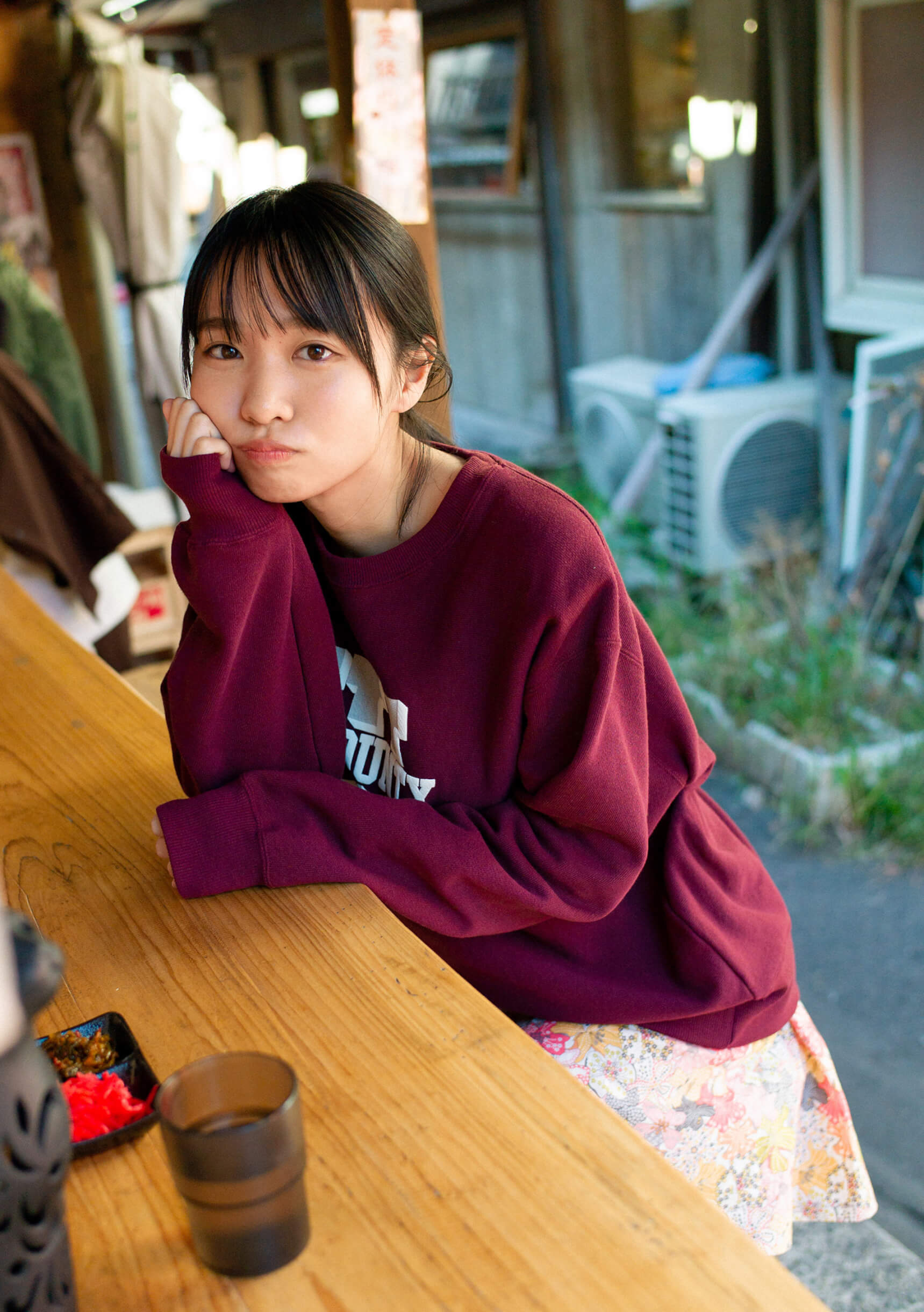 “濡れたTシャツをめくり、たわわなバストが…”椿野ゆうこ、初写真集は「彼女との初旅行」 culture221130-tsubakino_hime-03