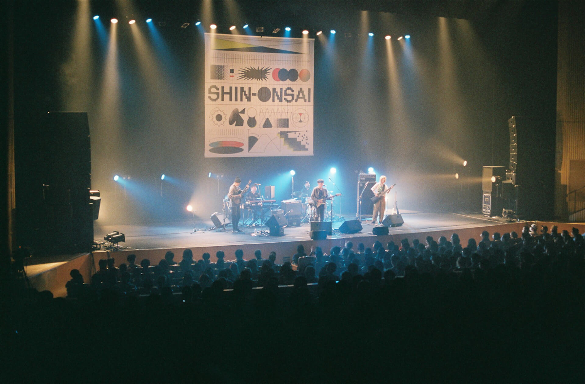 LIVE REPORT：＜SHIN-ONSAI 2022＞———新宿の真ん中、その文化の声を聴く music221129-shin-onsai-2022-35