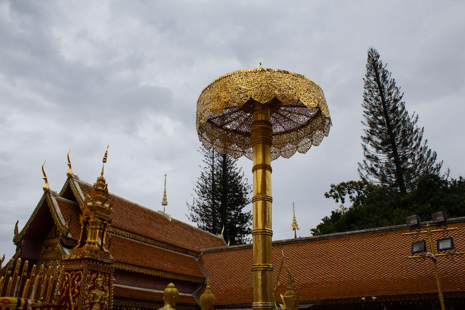 タイドラマの影響で民族衣装×遺跡が人気！アユタヤ・チェンマイの圧巻な仏教建築をご紹介 column230929_thailand-report-temple-040