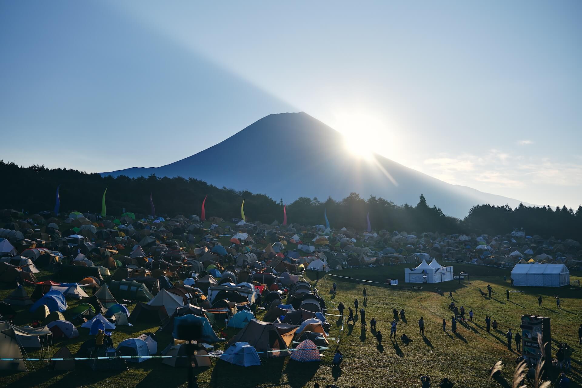 【PHOTO REPORT】朝霧JAM'24｜富士山の麓にCaribouやJohn Carroll Kirbyが登場、息を呑む光景の数々を振り返る column2410-asagirijam16