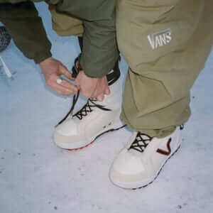 VANS SNOWBOARDING