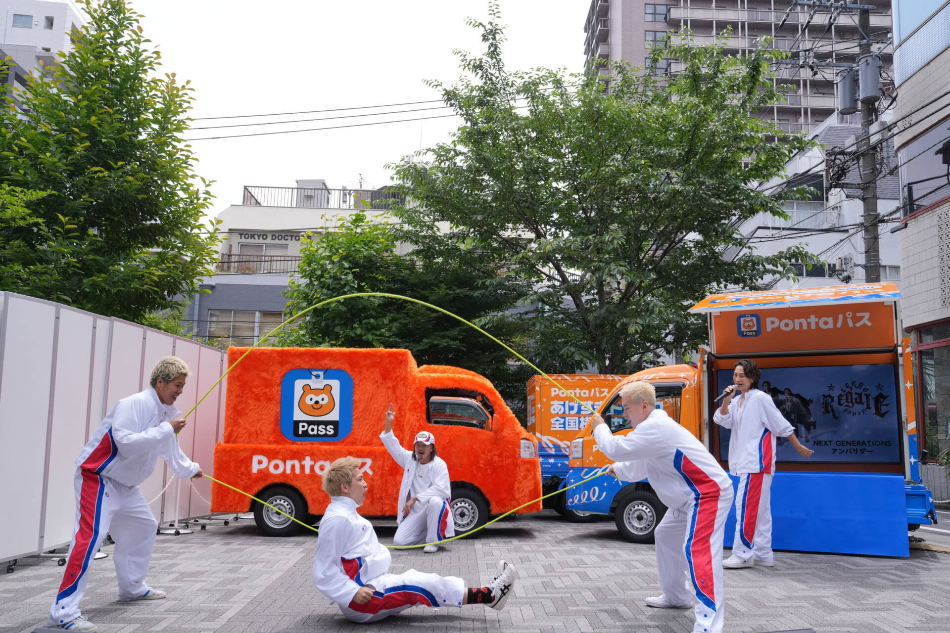 渋谷から全国へ「ポンポンあげすぎトラックキャラバン」が出発! 250529_yk_0197-1920x1280 渋谷から全国へ「ポンポンあげすぎトラックキャラバン」が出発! 250529_yk_0197-1920x1280