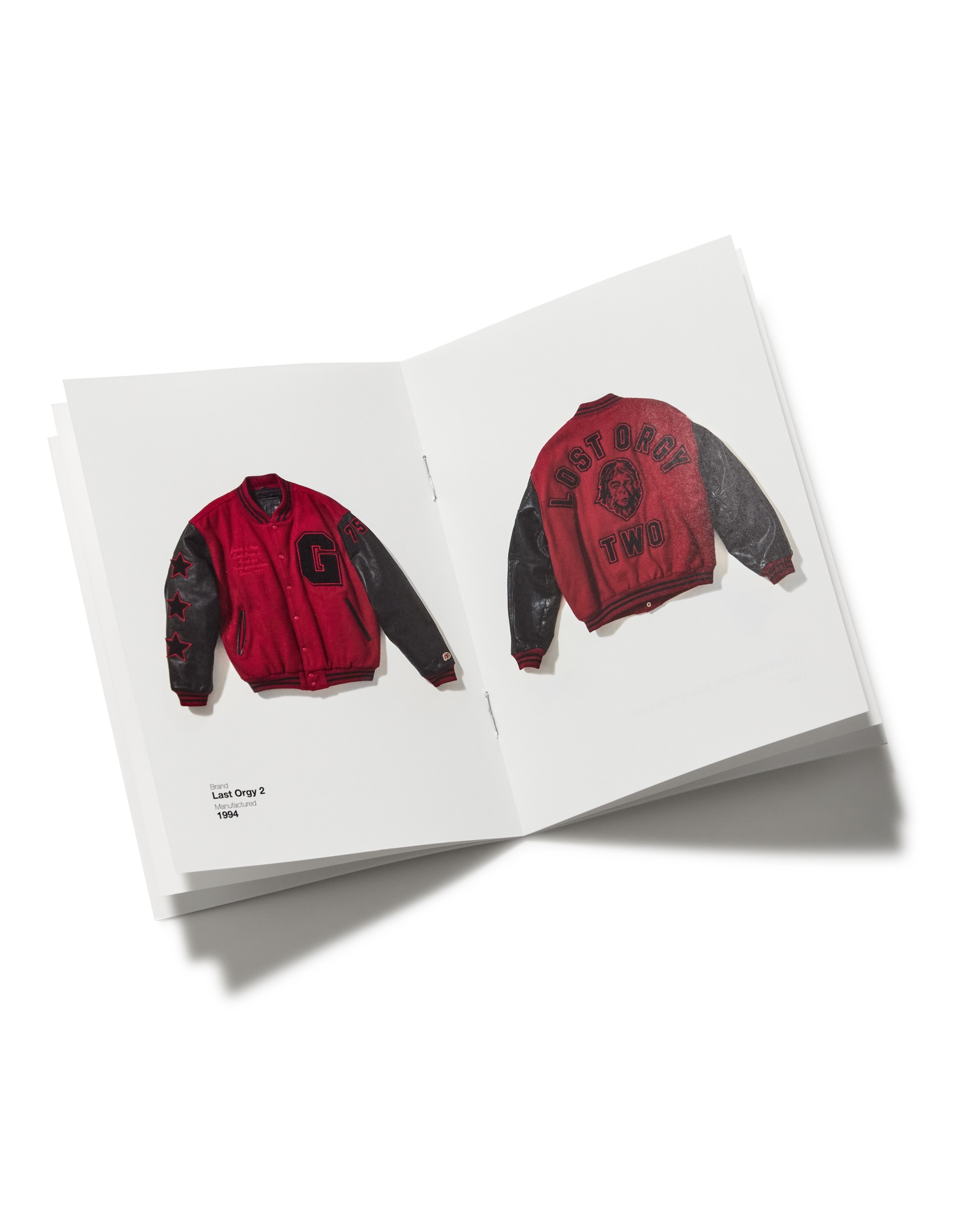 “裏原”カルチャーを一冊に凝縮した究極のアーカイブ写真集『LAST BOOK』が発売 25_07_18_001