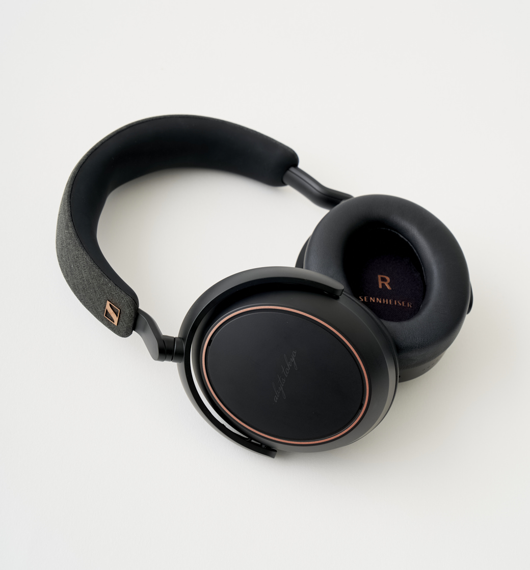 Sennheiserと俳優 佐藤健による〈ABYTS〉が特別仕様のワイヤレスヘッドホンを発売 sennheiser-abyts-021