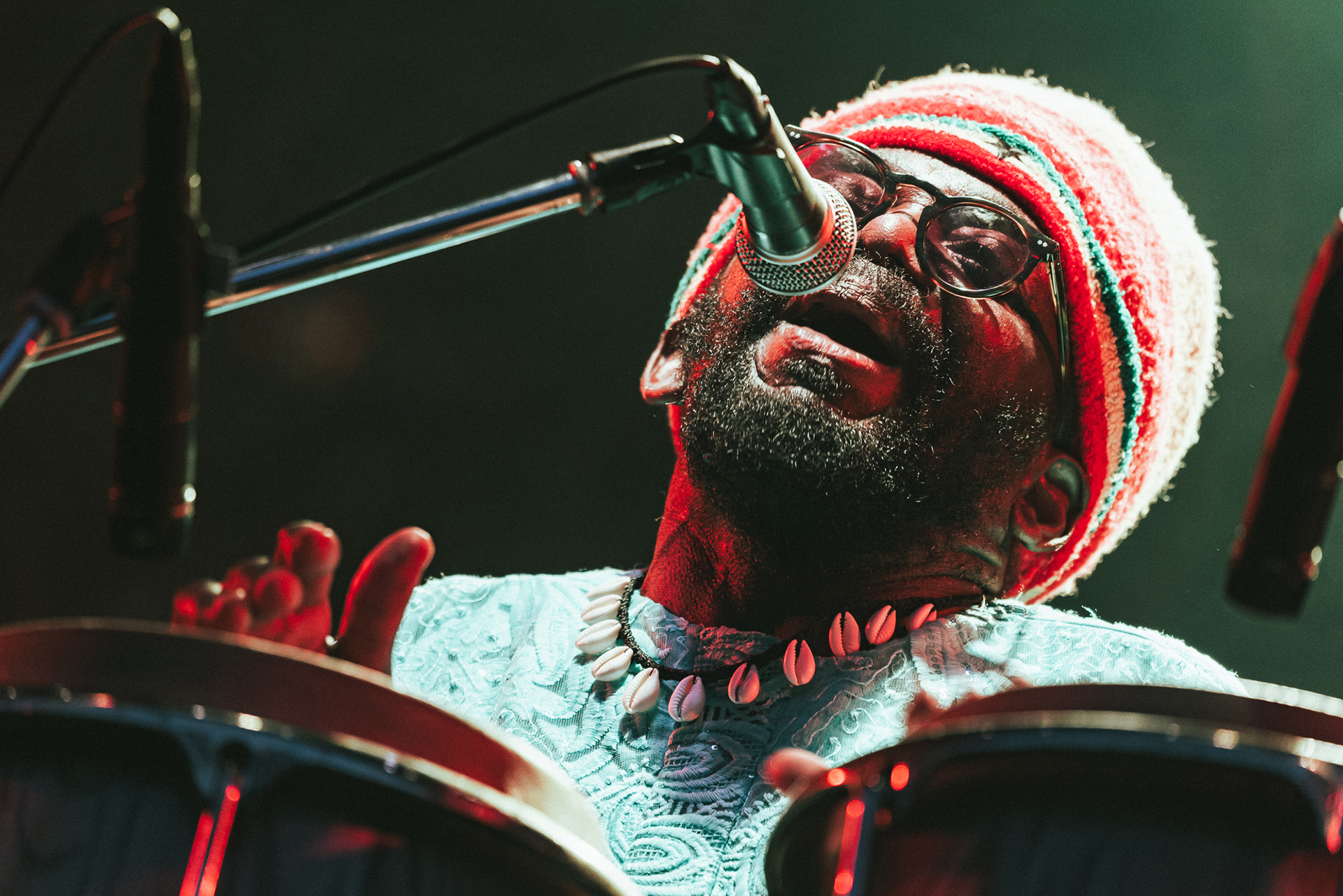 INTERVIEW＠FUJI ROCK FESTIVAL '25 AFRICAN HEAD CHARGE 2N4A9108