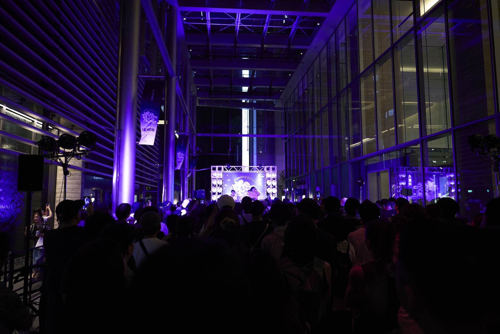 まだまだ夏を楽しめる｜八重洲夜市 2025で大人たちが熱狂！2週目レポート music_yaesu_week226