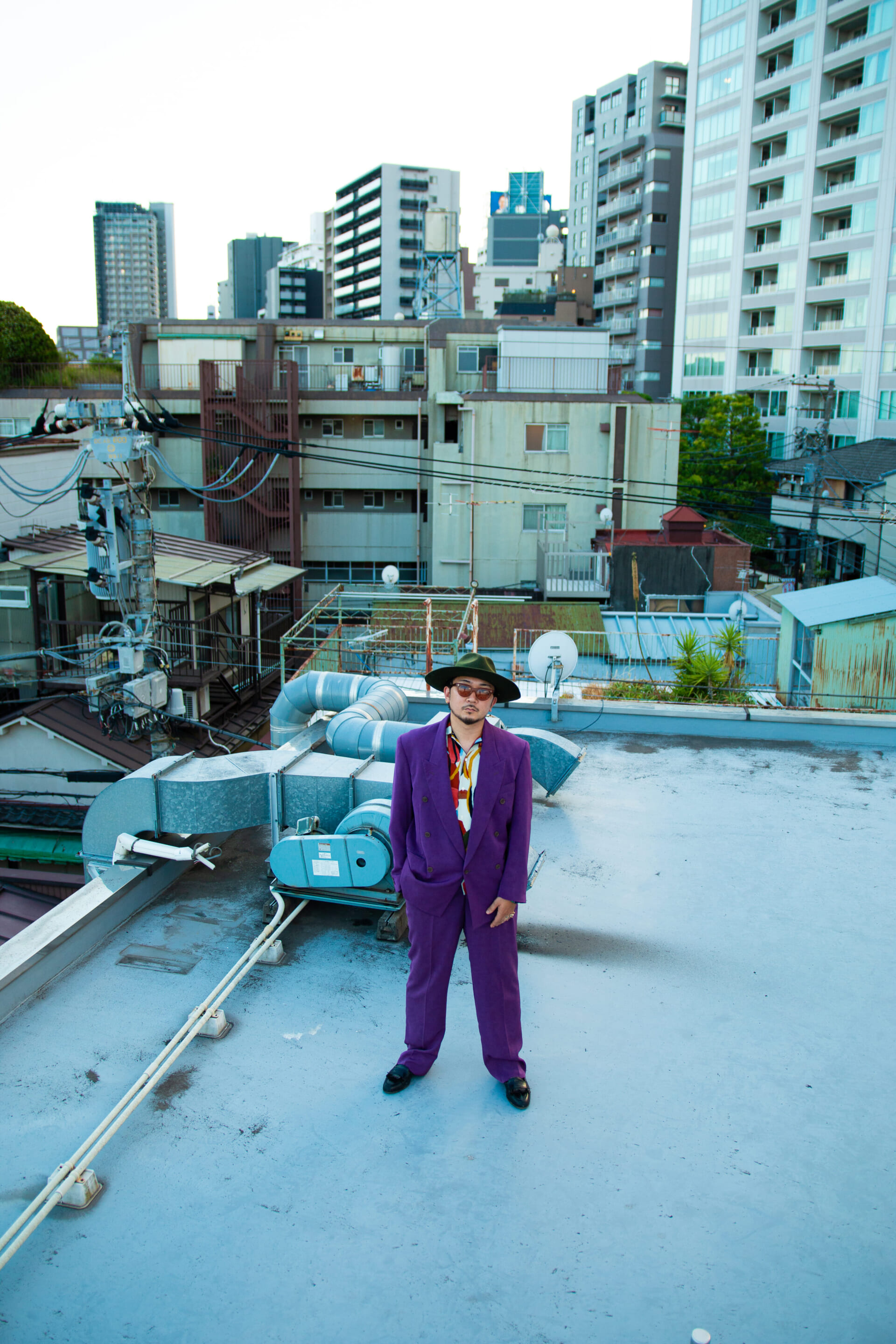 【INTERVIEW】SUNSET BREEZE 41fb4b160f5a56df3bb9ab8b3495f16b-1920x2880