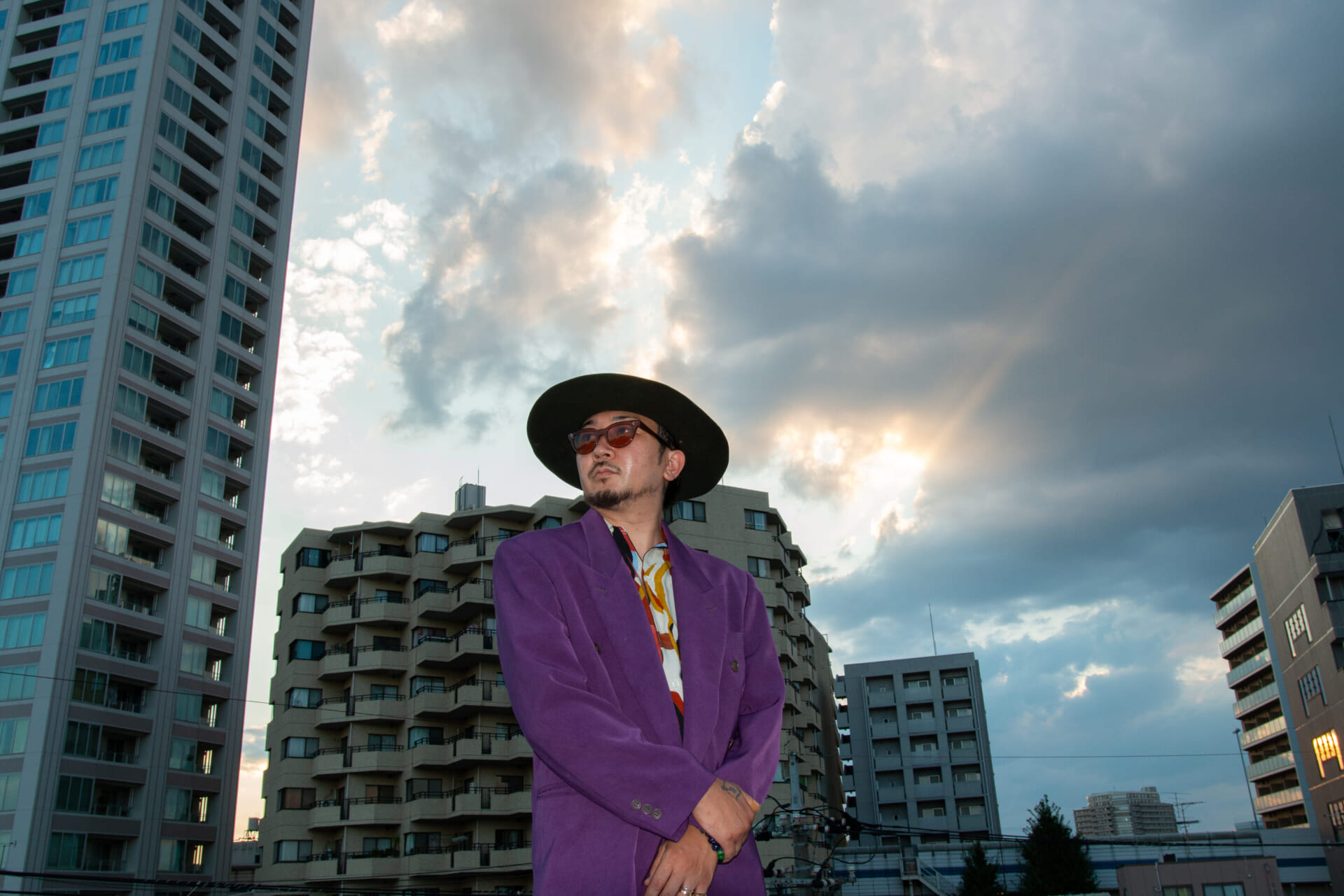 【INTERVIEW】SUNSET BREEZE 230ec83dad285194cf2ad0727ee84c10-1920x1280