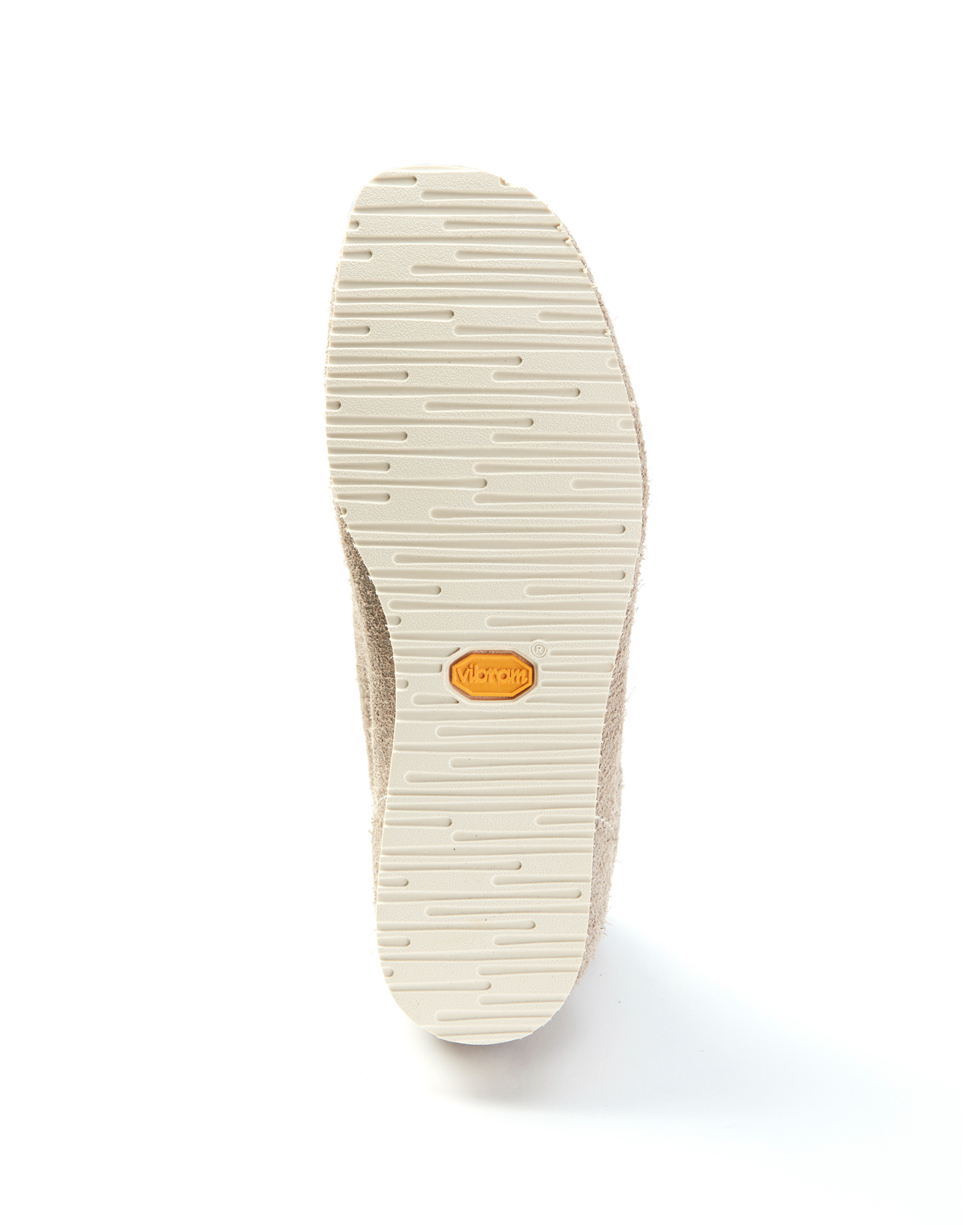 〈Clarks Originals〉が台湾発のセレクトショップ「INVINCIBLE®」との初コラボを発表 sub5-3 〈Clarks Originals〉が台湾発のセレクトショップ「INVINCIBLE®」との初コラボを発表 sub5-3