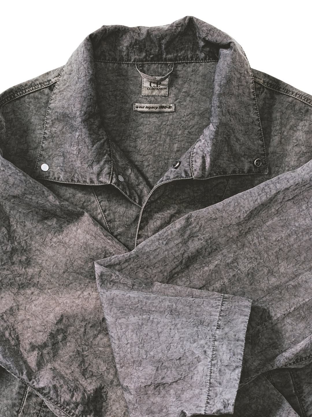 OUR LEGACY WORK SHOPが〈C.P. Company〉との初となるコラボレーションを発表 OUR-LEGACY-WORK-SHOP-C.P.-COMPANYUsing-Our-Legacy-silhouettes-with-C.P.-Companys-design-languag-7