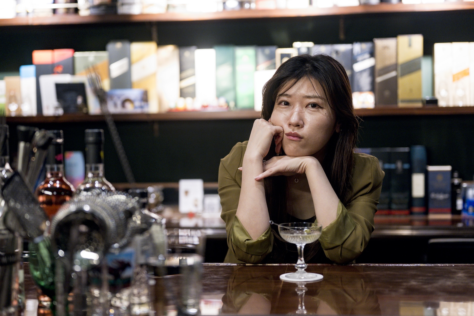 ヒコロヒーに訊く、BARのすゝめ｜「おすすめで」から始まる心地の良い時間 DSC_1735