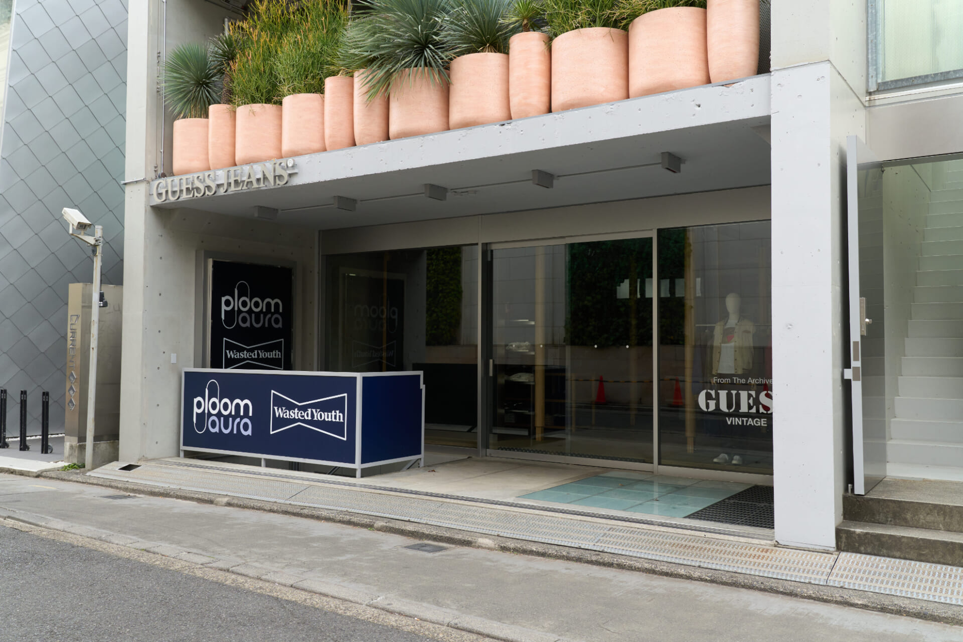 ＜Ploom AURA × Wasted Youth＞ ストリートの哲学が、たばこを「表現」に変える。 Ploom AURA × Wasted Youthポップアップストアレポート 2025_12_12_WASTEDYOUTHxPLOOM00019-1920x1280