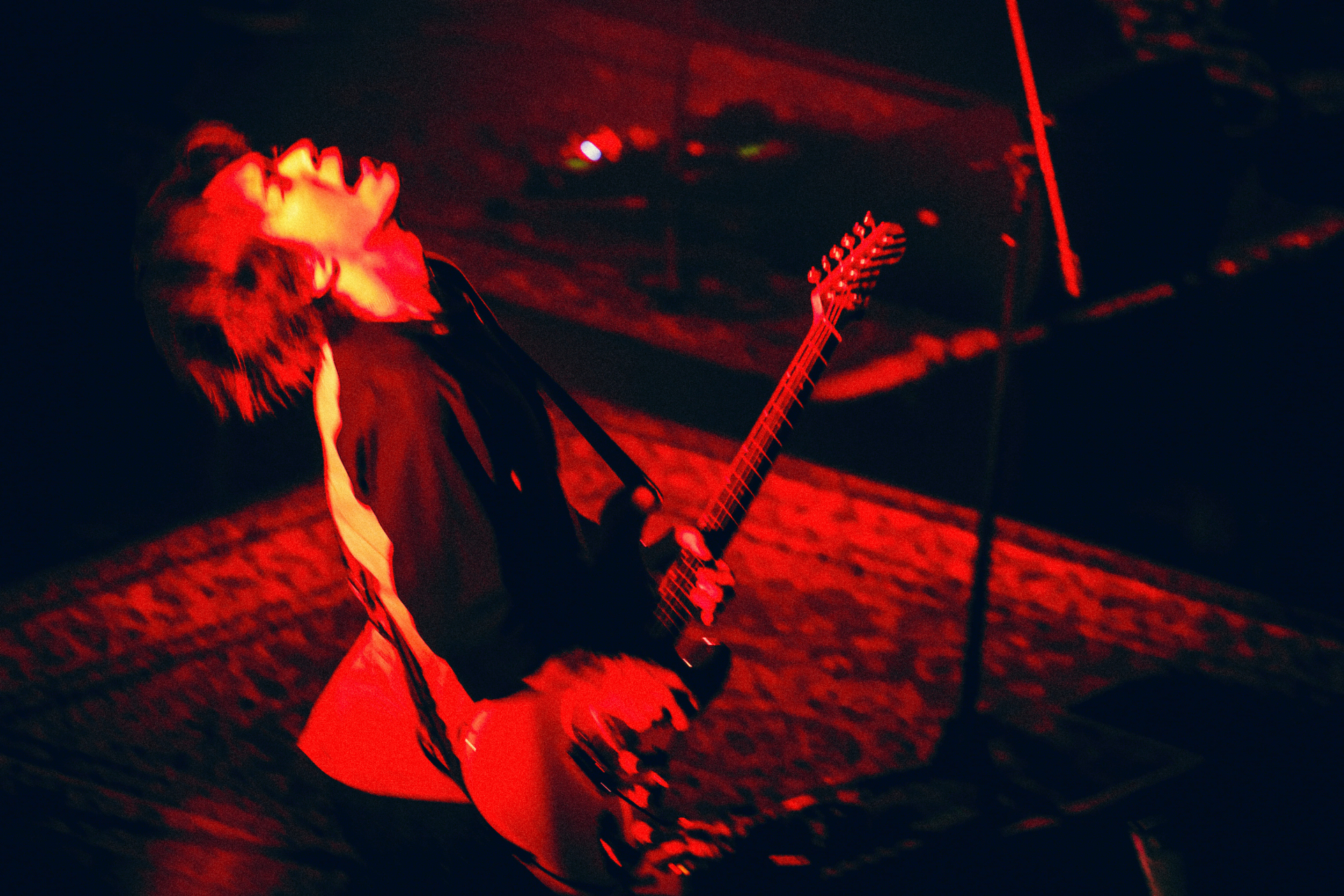 LIVE REPORT：Suchmos Asia Tour Sunburst 2025 横浜アリーナ・フジロック・Zepp Hanedaを経て 辿り着いたSuchmosというバンドの現在地 T7A4937a