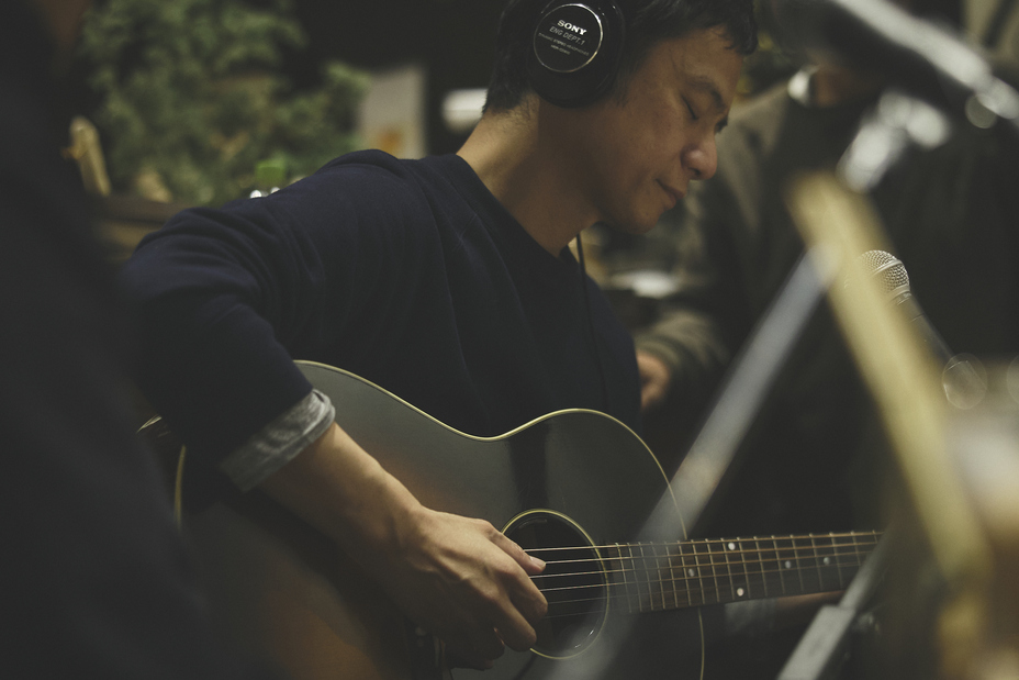 野村訓市による“年越し特番”が今年も放送 | ハナレグミ、奇妙礼太郎、安部勇磨、HIMIの豪華4名がゲストとして登場 sub2-19