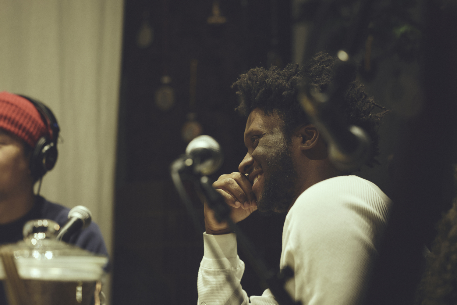 野村訓市による“年越し特番”が今年も放送 | ハナレグミ、奇妙礼太郎、安部勇磨、HIMIの豪華4名がゲストとして登場 sub5-13