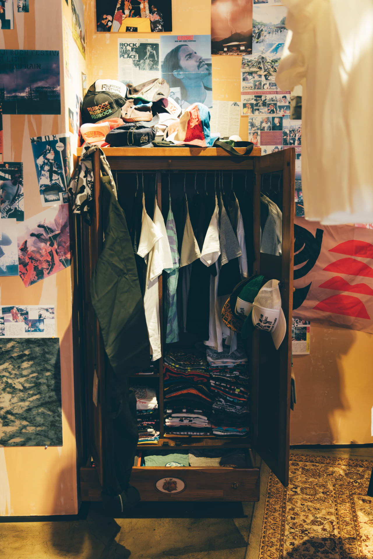 既視感と共感を呼び起こす、 GAN-BAN25周年のフジロック展レポート Q9A5215