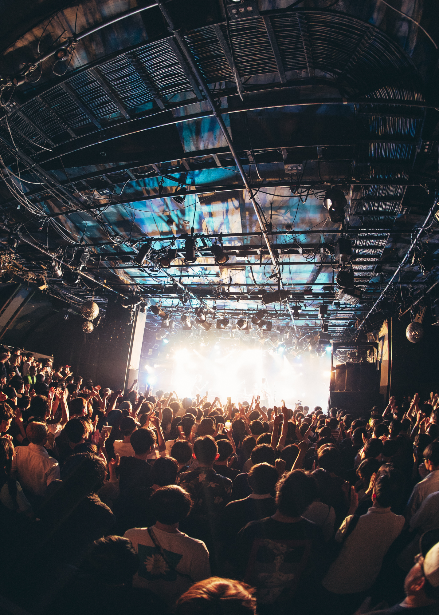 僕らがNikoんを好きなワケ Vol.02 ～ファン・インタビューから紐解くバンドの魅力～ ZZ6_7930