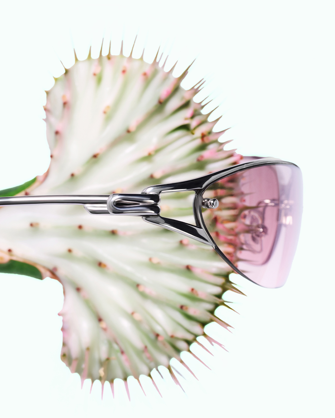 〈GENTLE MONSTER〉がFKA twigsを起用した2026 BOUQUETコレクションのキャンペーンを公開 sub4-11