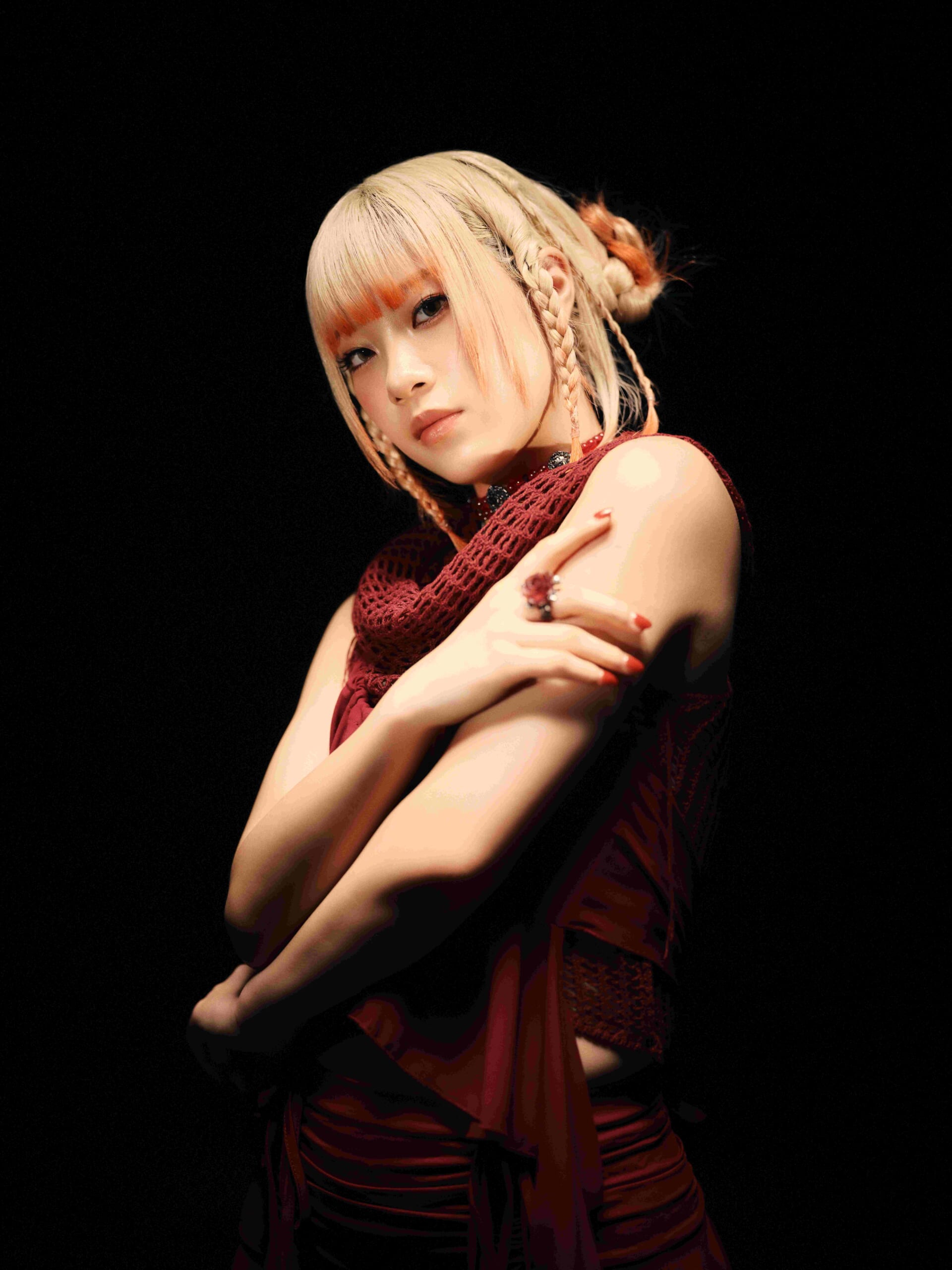 472100 sub9 | PHOTO GALLERY：HANAの待望の1stアルバム『HANA』の