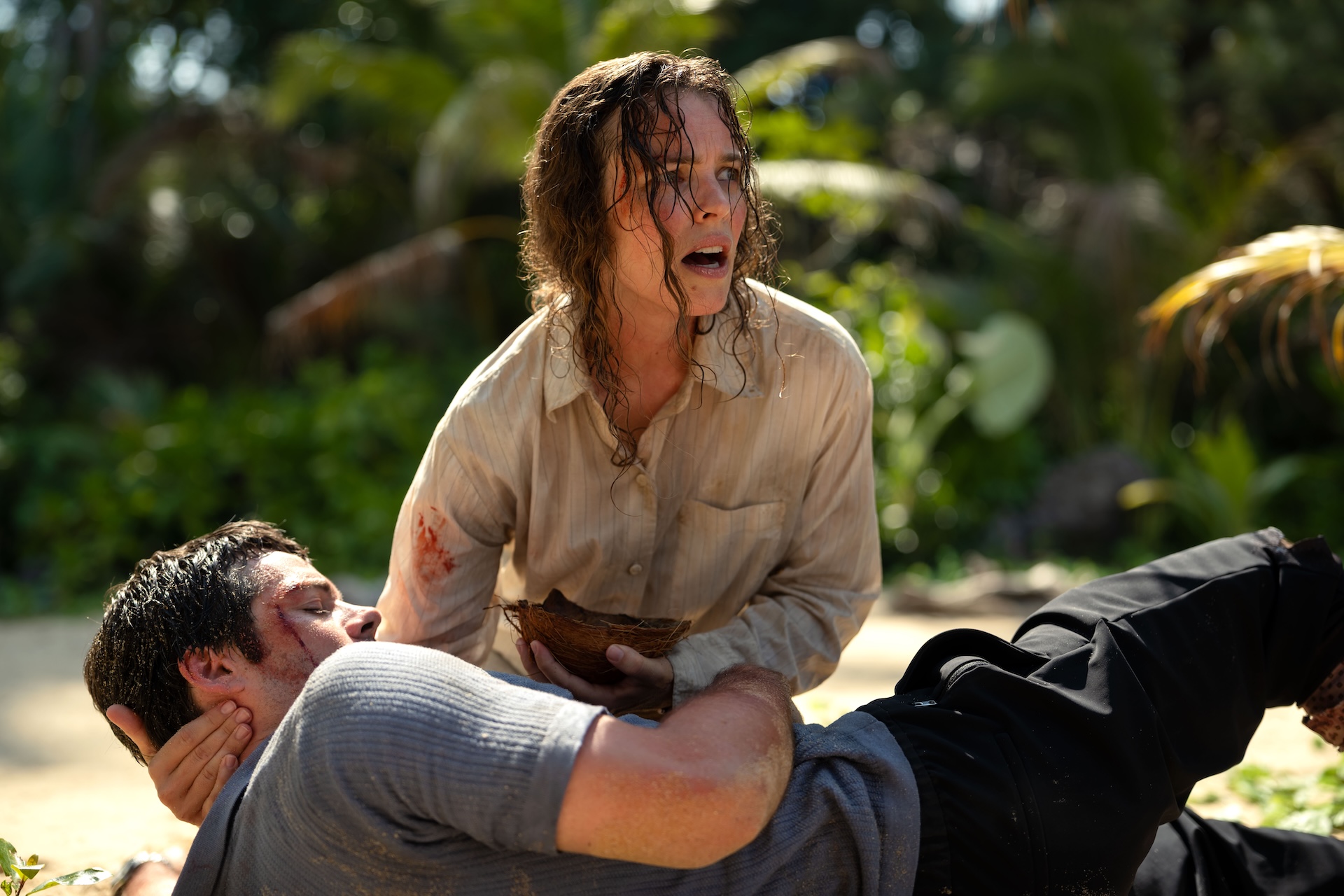 サム・ライミ監督の最新作映画『HELP/復讐島』が本日よりついに全国公開 SH-04489_R サム・ライミ監督の最新作映画『HELP/復讐島』が本日よりついに全国公開 SH-04489_R