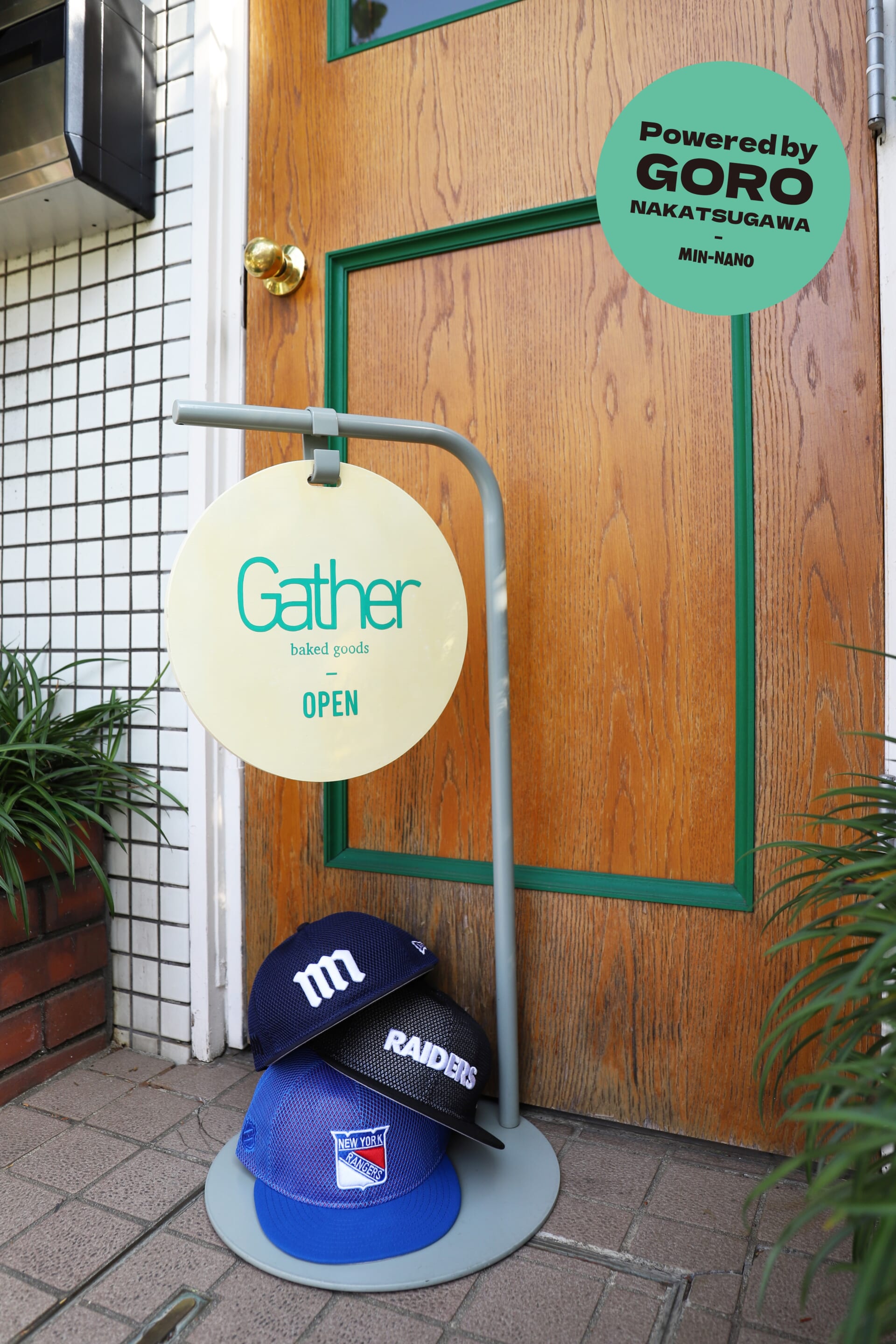 〈NEW ERA®︎〉がMIN-NANOのオーナー 中津川吾郎によるPowered by GOROの2026年春夏コレクションを発売 sub5-2-1920x2880