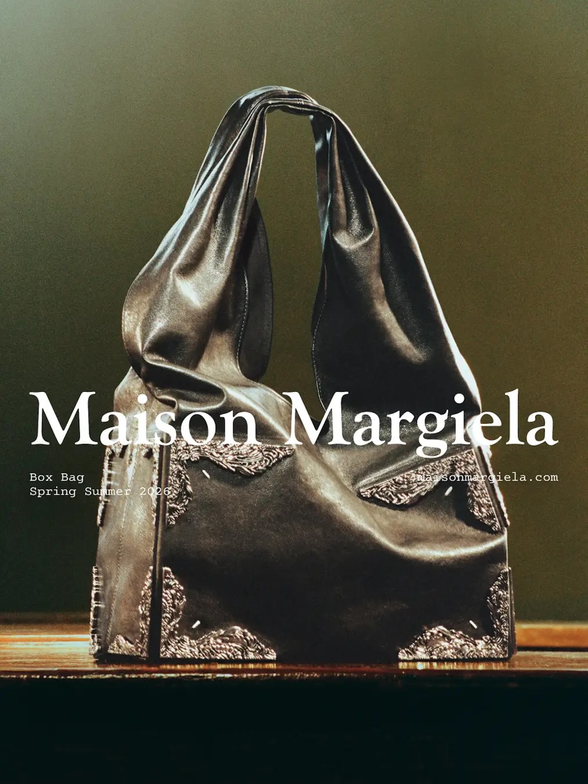 〈Maison Margiela〉が2026年春夏コレクションを記念してショートフィルムを制作 168077-4-3f929975d938e6ea578bac9ab1b65d96-2025x2700-1 〈Maison Margiela〉が2026年春夏コレクションを記念してショートフィルムを制作 168077-4-3f929975d938e6ea578bac9ab1b65d96-2025x2700-1