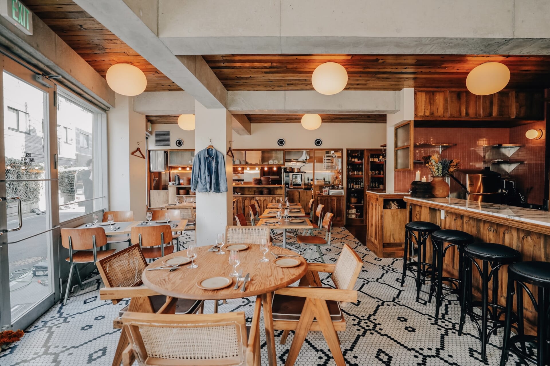 THE GREAT BURGERなどを手掛けるシェフ 車田篤が新たにカジュアルイタリアン LENOX HOUSEを参宮橋にオープン LENOX-HOUSE_INTERIOR_7-1920x1280 THE GREAT BURGERなどを手掛けるシェフ 車田篤が新たにカジュアルイタリアン LENOX HOUSEを参宮橋にオープン LENOX-HOUSE_INTERIOR_7-1920x1280