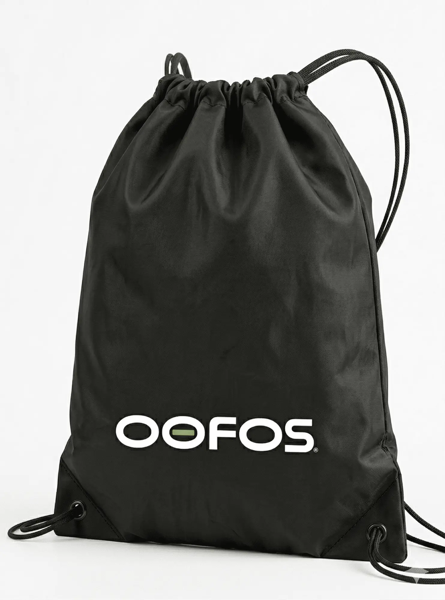 OOFOS<sup><small>®</small></sup>がポップアップ開催。<br>長場雄によるビジュアルも登場 shoes_bag