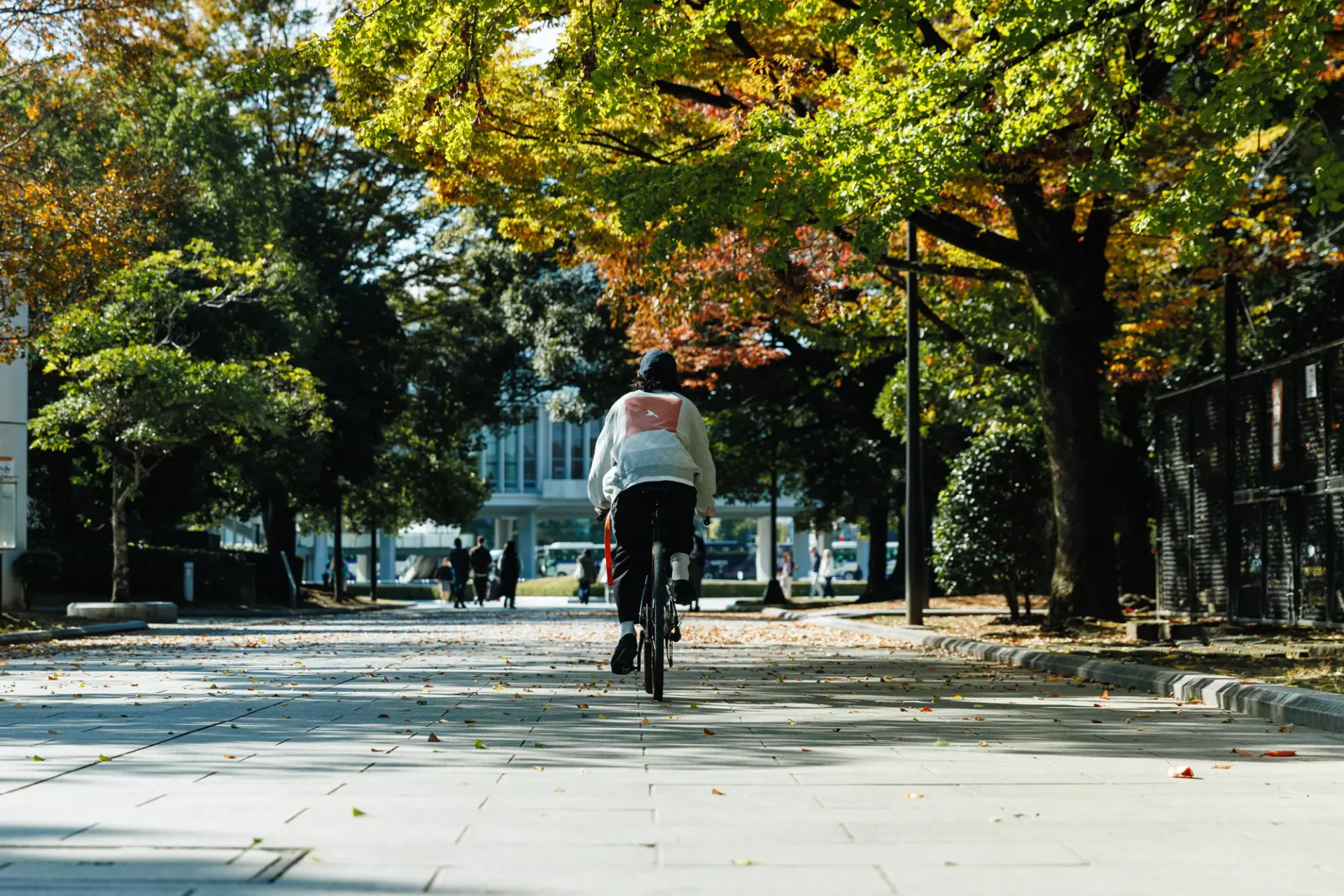 The Answer is “BICYCLE” ── <br>広島・宇品から始まる新しい自転車文化。<br>《せとうちサイクルステイズ》で、 瀬戸内の輪郭を身体に刻む旅へ。 09-1920x1280 The Answer is “BICYCLE” ── <br>広島・宇品から始まる新しい自転車文化。<br>《せとうちサイクルステイズ》で、 瀬戸内の輪郭を身体に刻む旅へ。 09-1920x1280