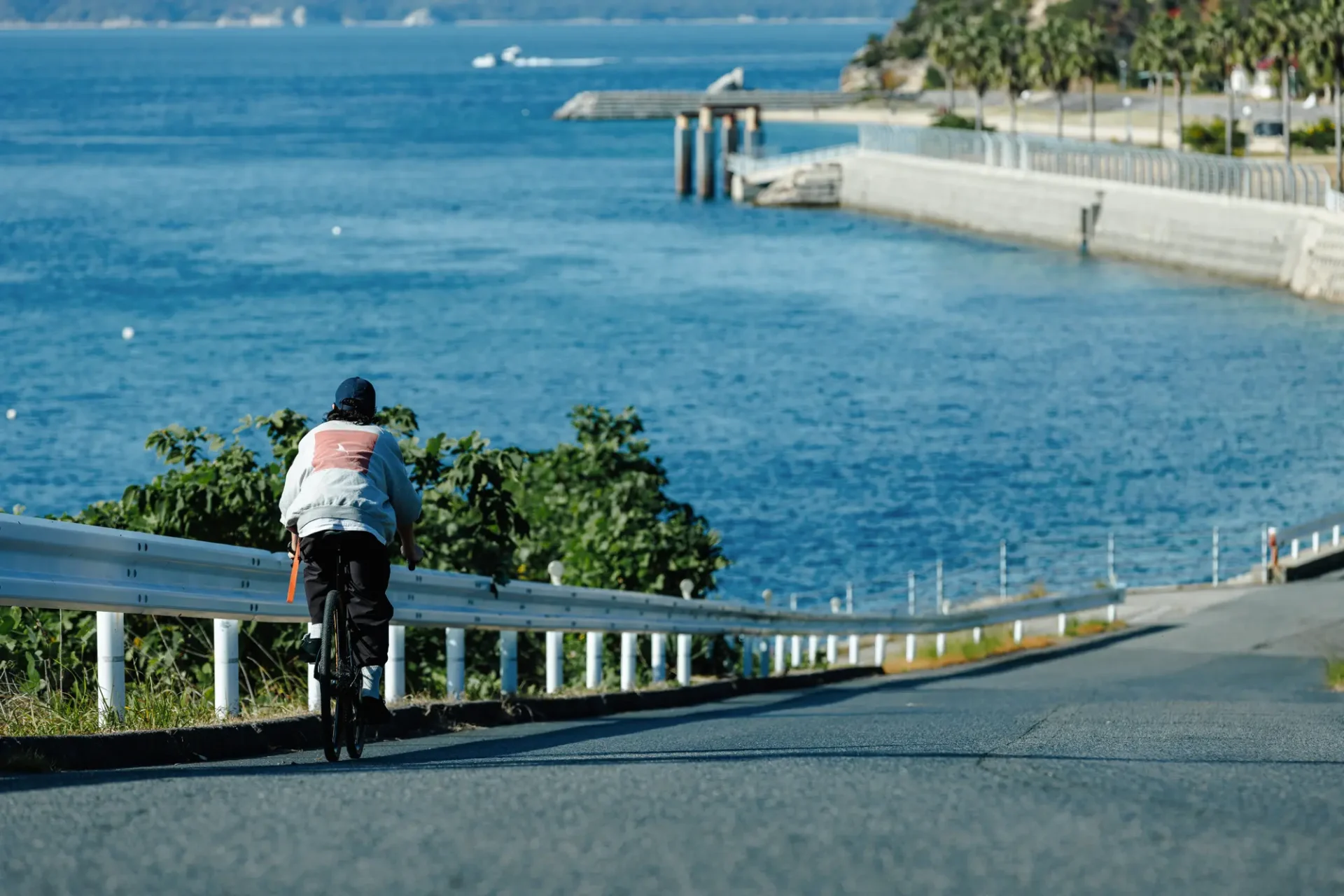 The Answer is “BICYCLE” ── <br>広島・宇品から始まる新しい自転車文化。<br>《せとうちサイクルステイズ》で、 瀬戸内の輪郭を身体に刻む旅へ。 19-1920x1280 The Answer is “BICYCLE” ── <br>広島・宇品から始まる新しい自転車文化。<br>《せとうちサイクルステイズ》で、 瀬戸内の輪郭を身体に刻む旅へ。 19-1920x1280